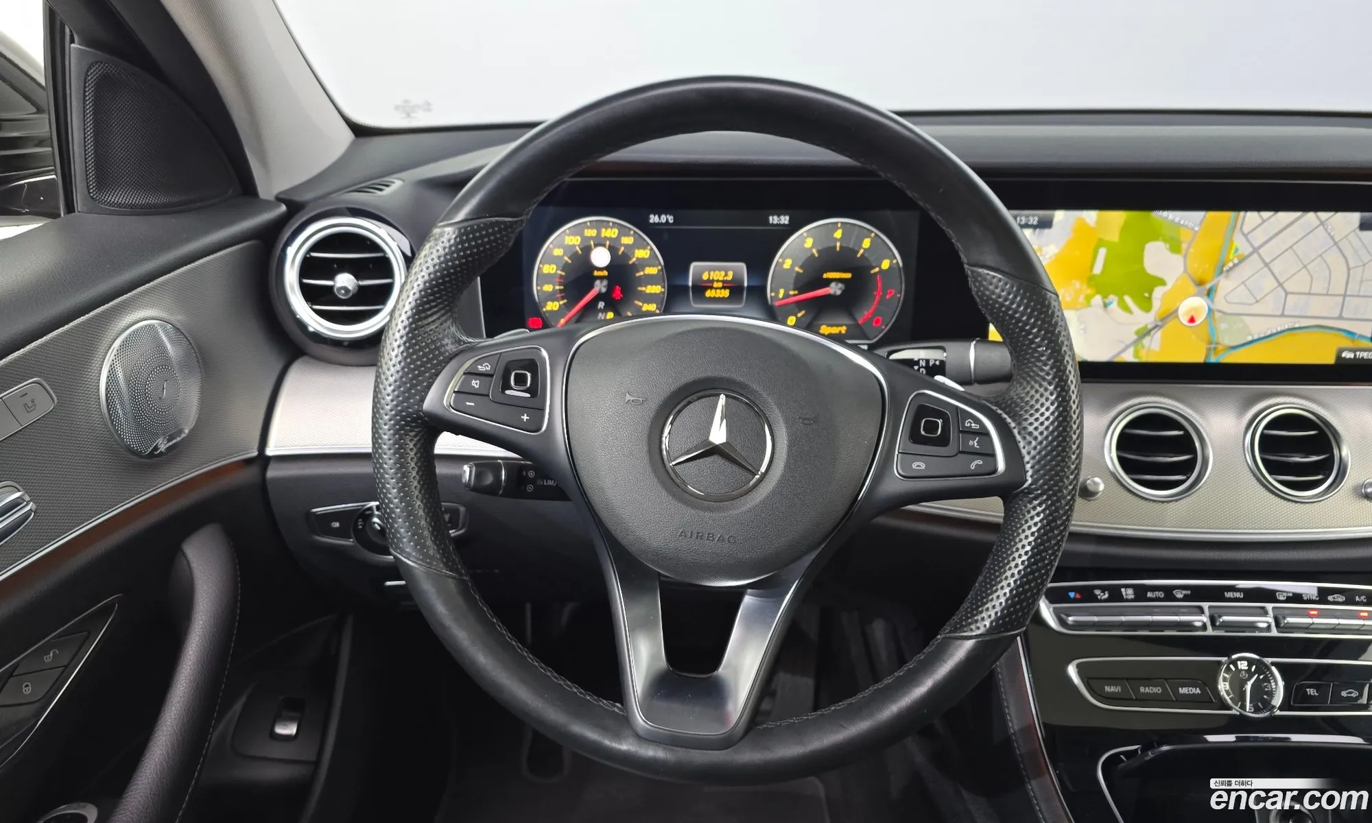 Mercedes-Benz E-Class W213 2016 11111111111111111 — 4
