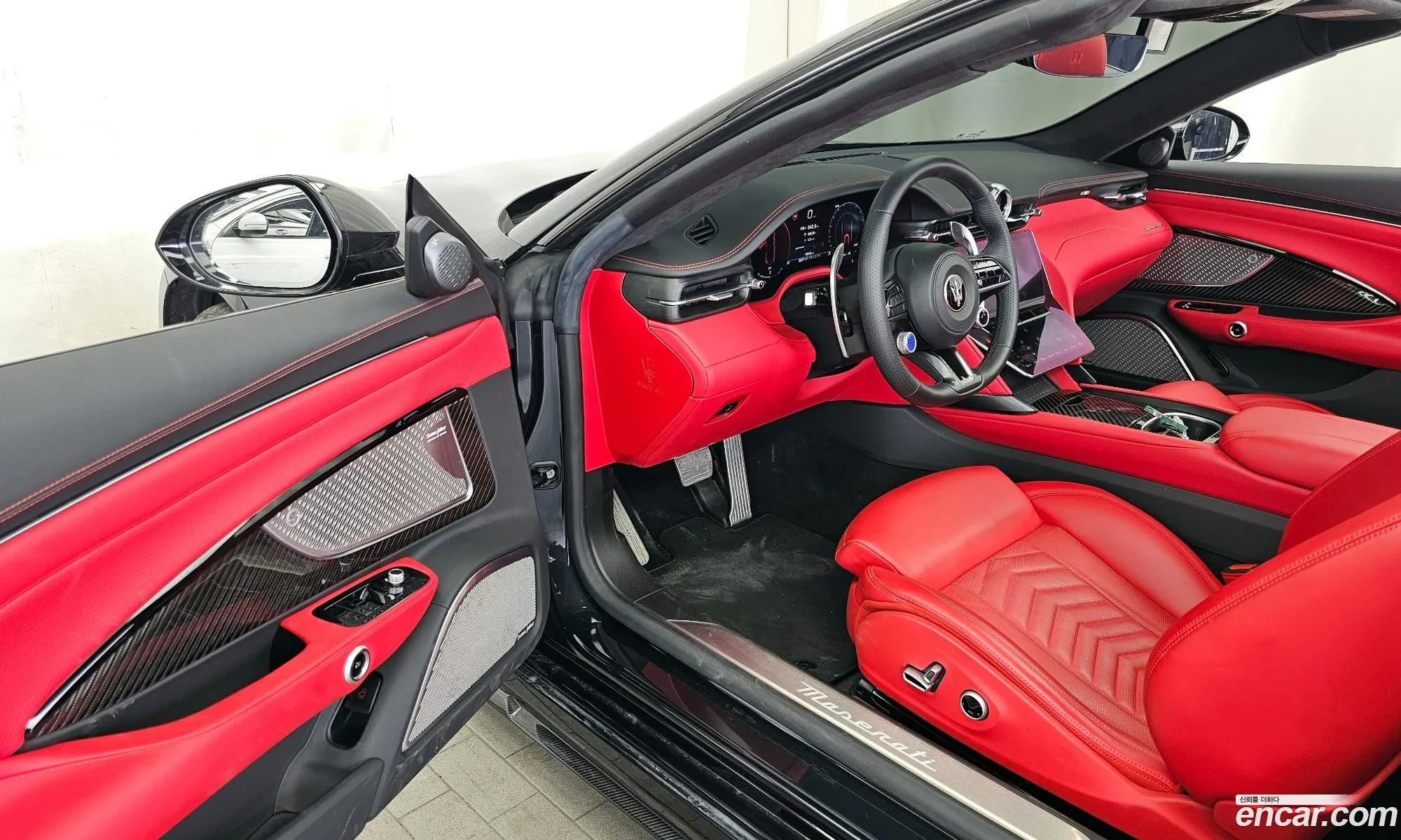 Maserati GranCabrio 2024 ZAMBMXDB9RX456743 — 33