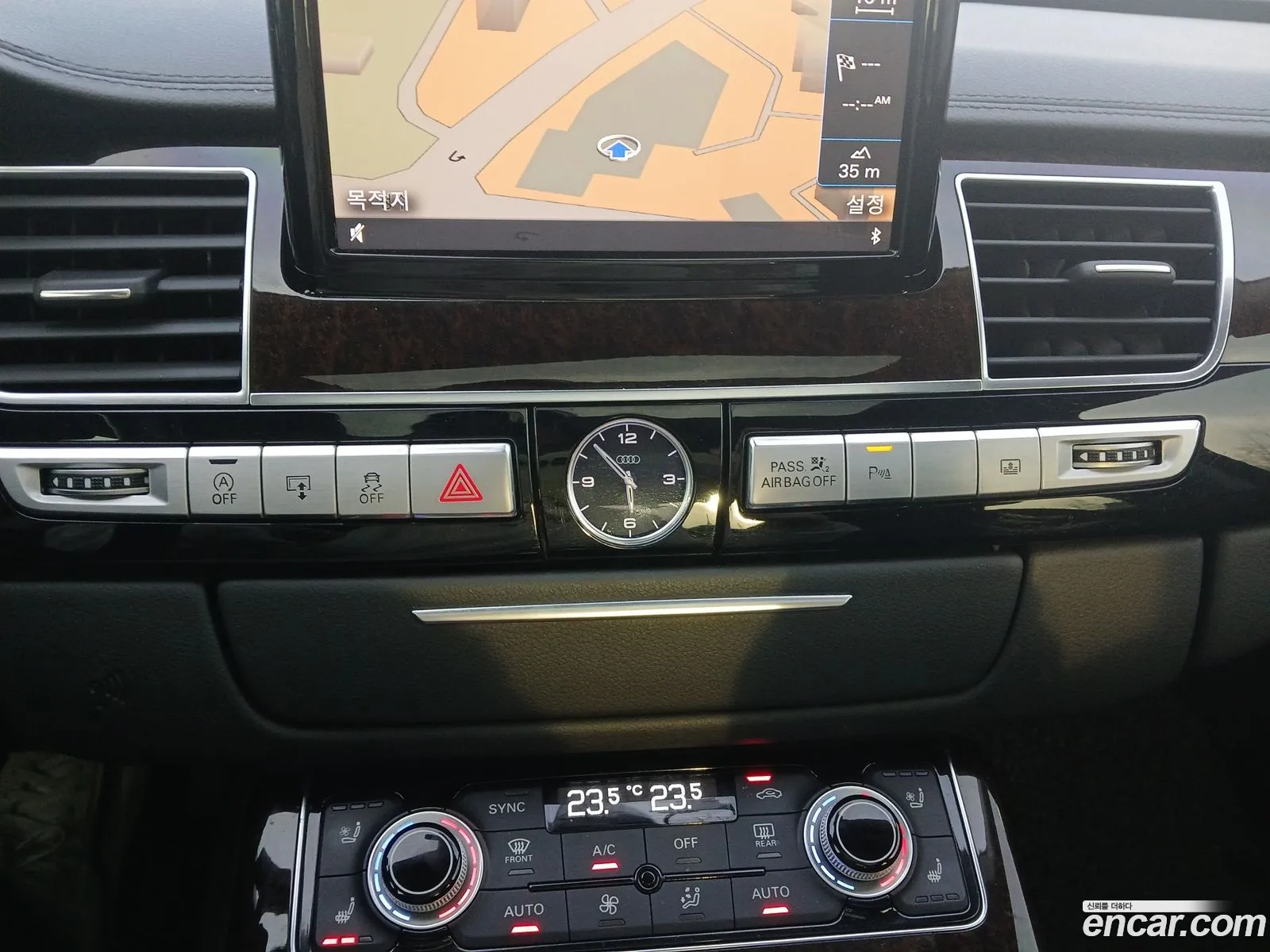 Audi A8 2014 — 12