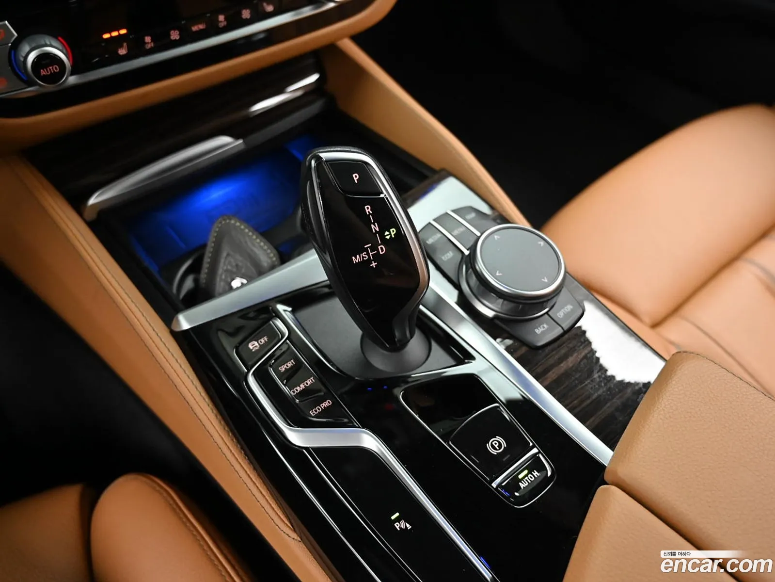BMW 5 Series 2020 — 10