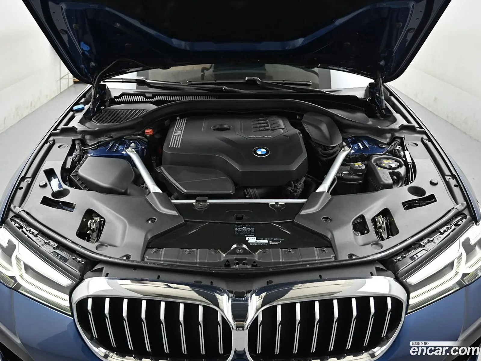BMW 5 Series 2020 — 9