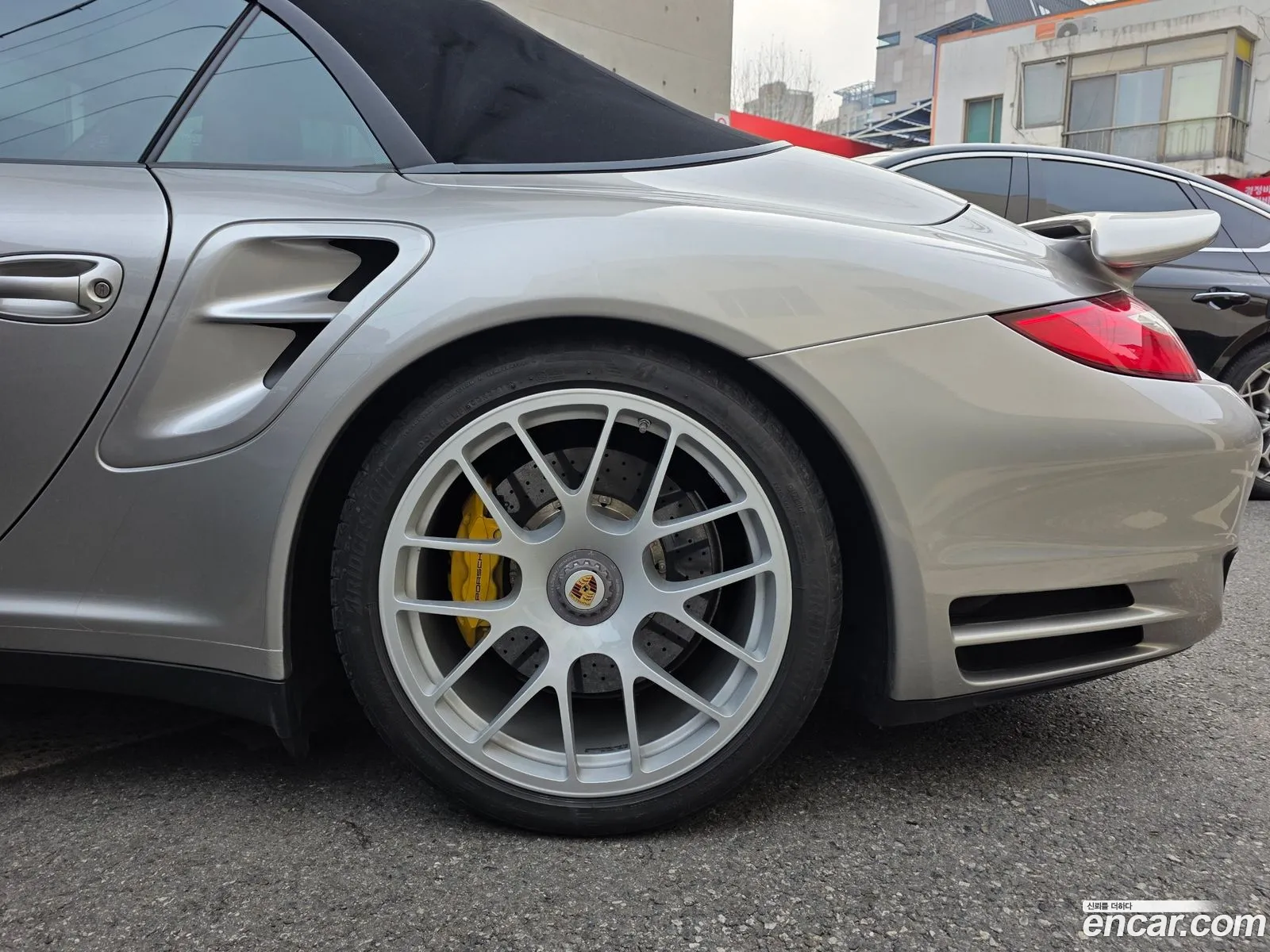 Porsche 911 2010 — 17