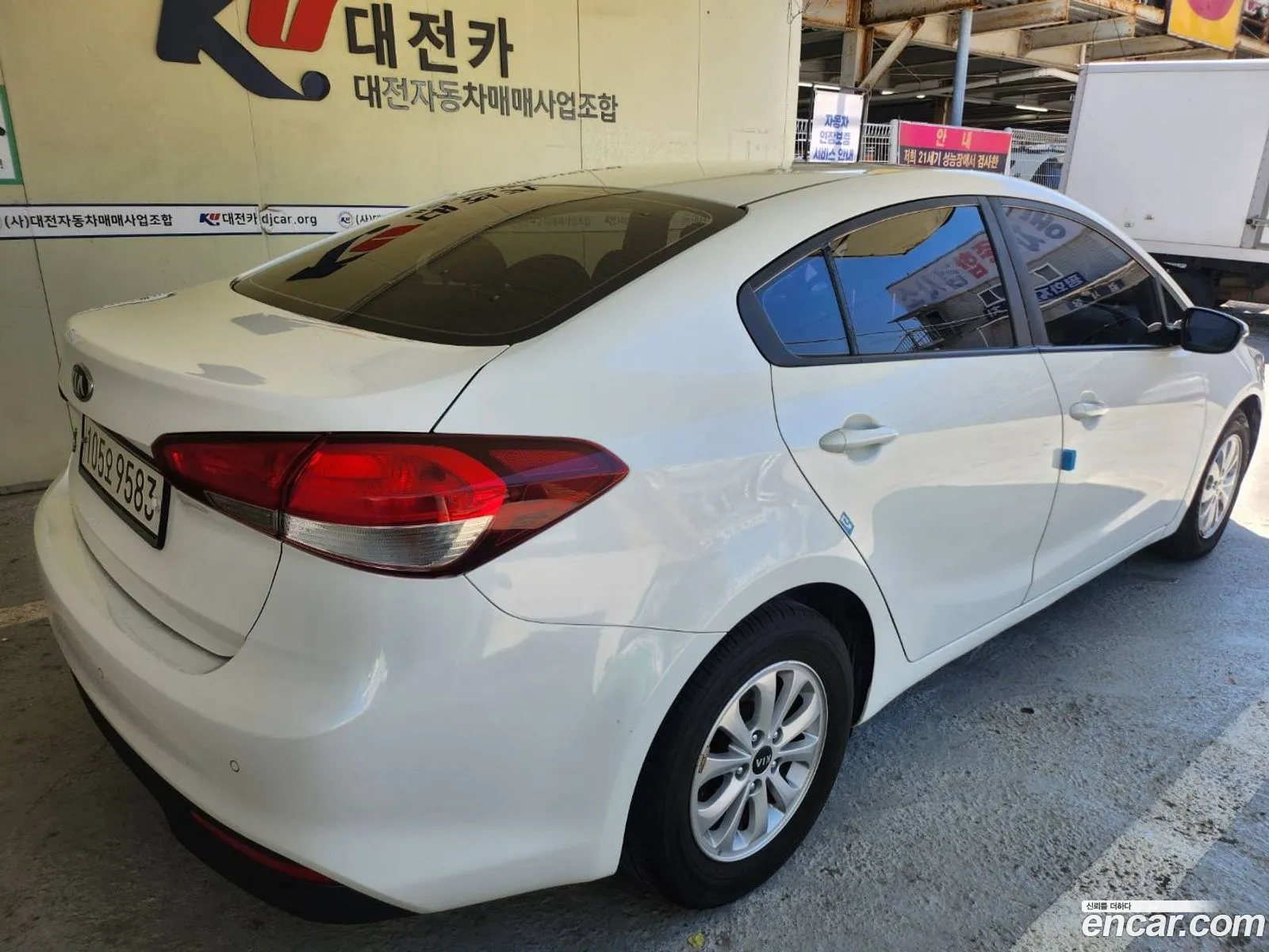Kia K3 2016 — 7