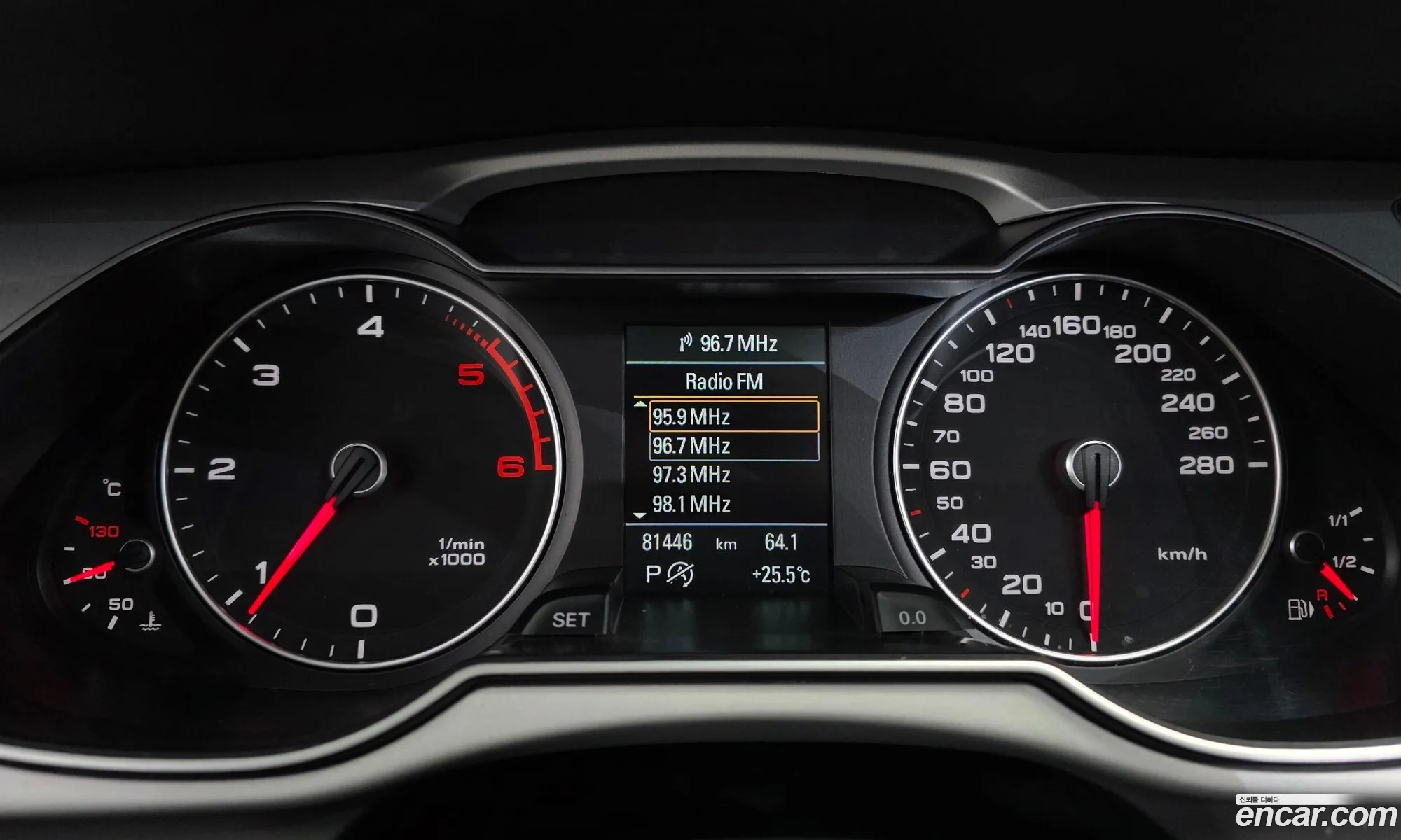 Audi A4 2015 — 19