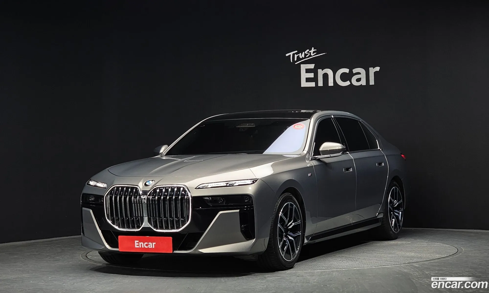 BMW 7 Series 2024 WBA31EH04RCR11890 — 36