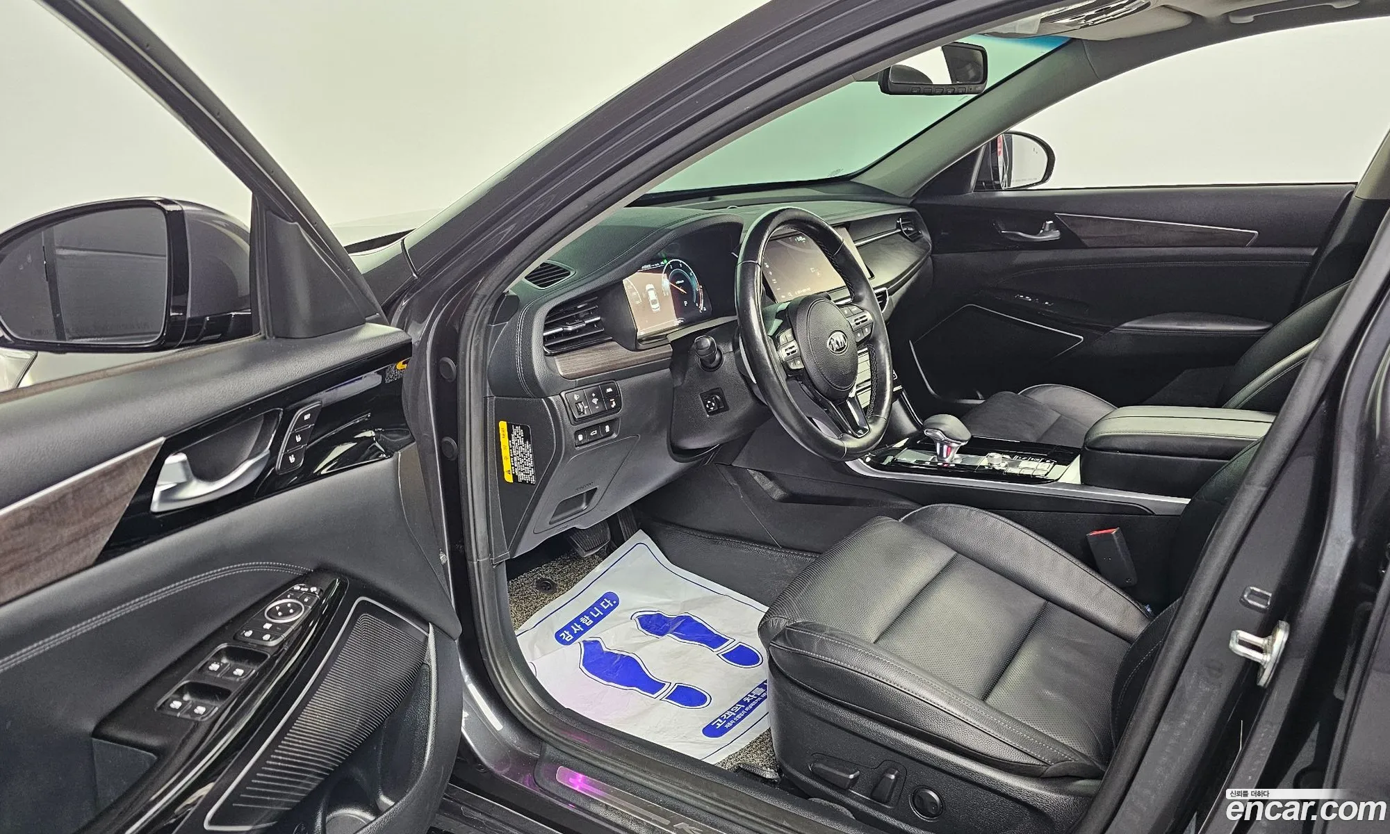 Kia K7 Premier 2019 — 2