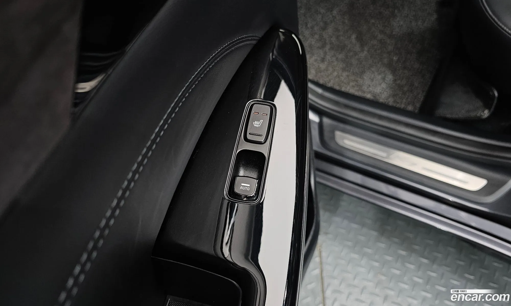 Kia K7 Premier 2019 — 14