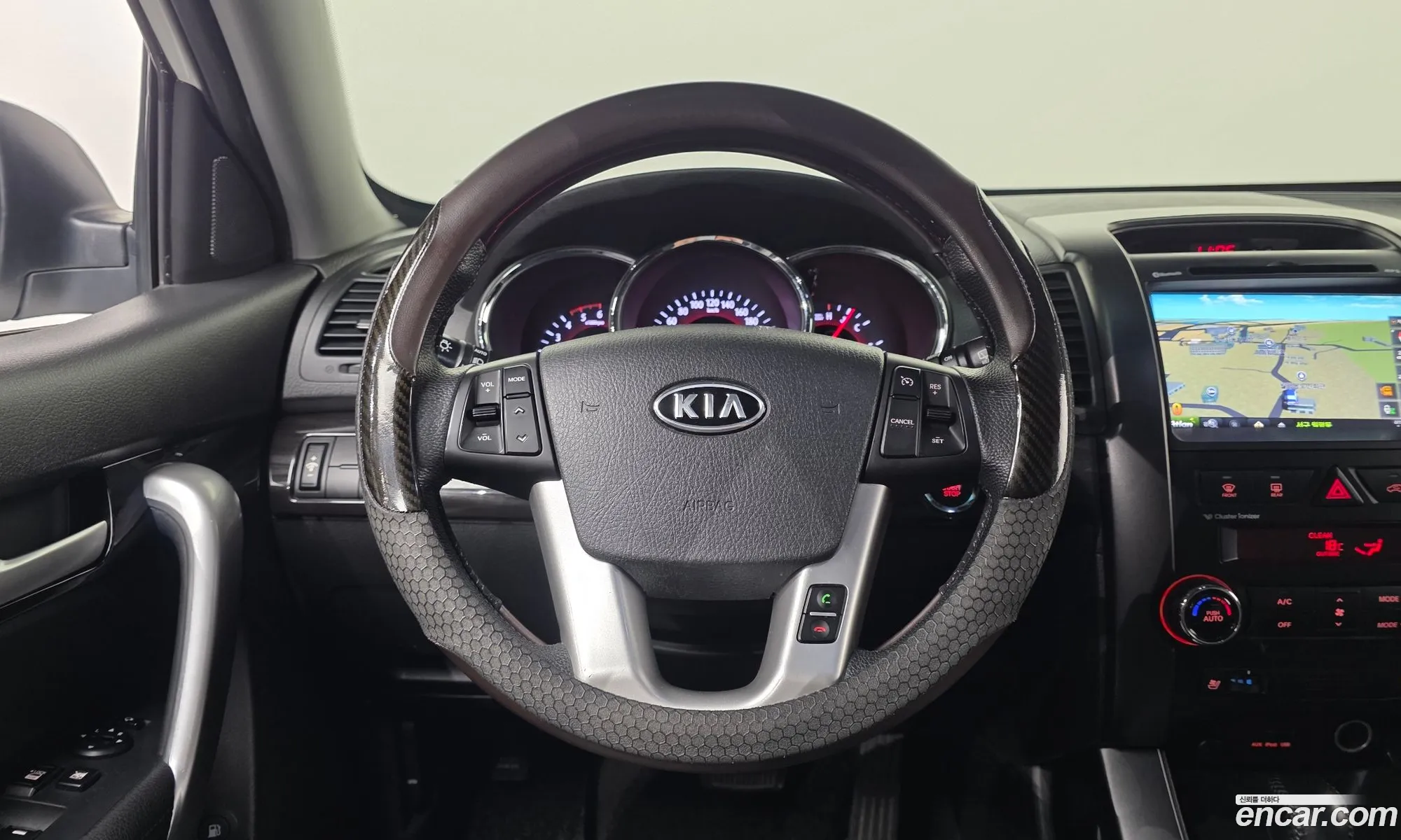 Kia Sorento R 2012 — 18