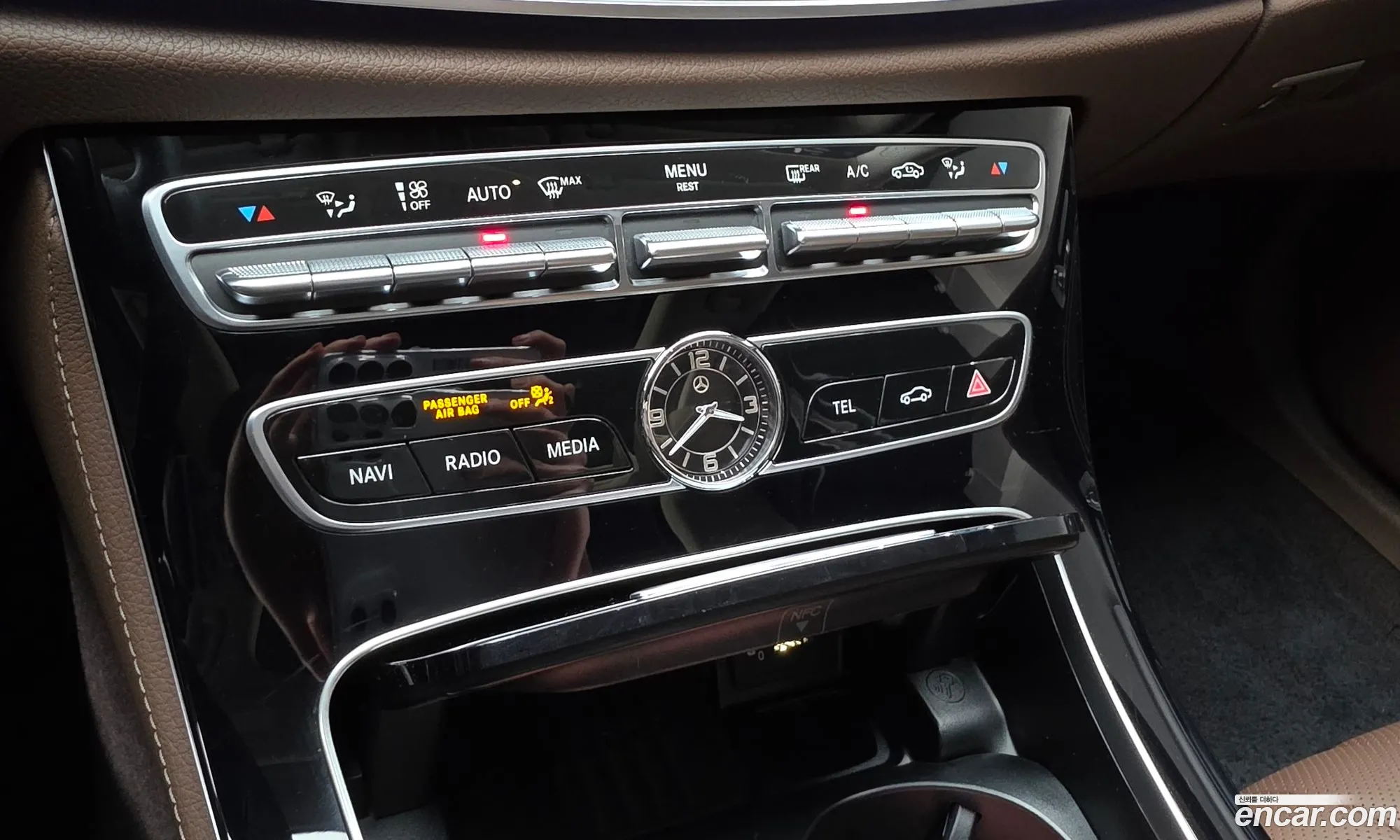 Mercedes-Benz E-Class W213 2020 — 26