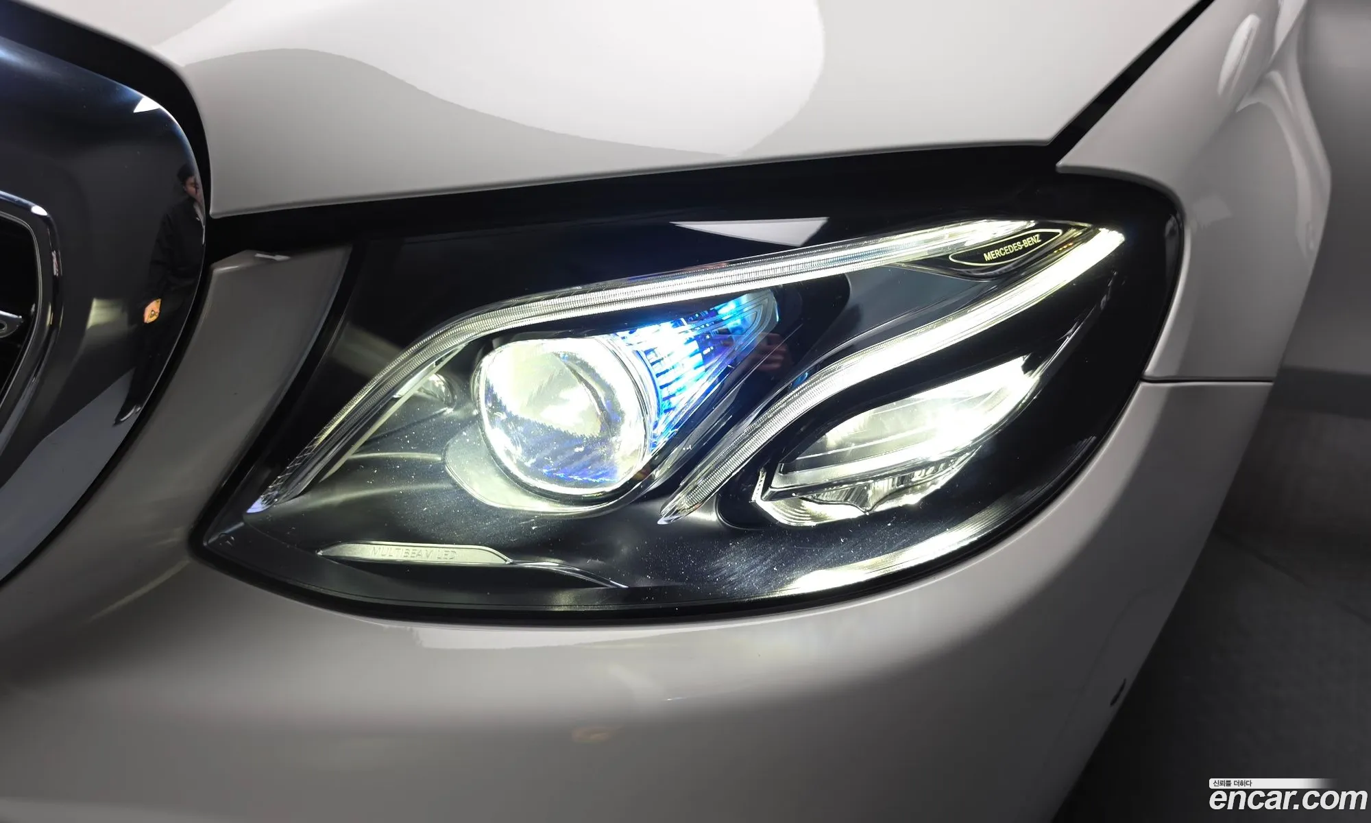 Mercedes-Benz E-Class W213 2020 — 32