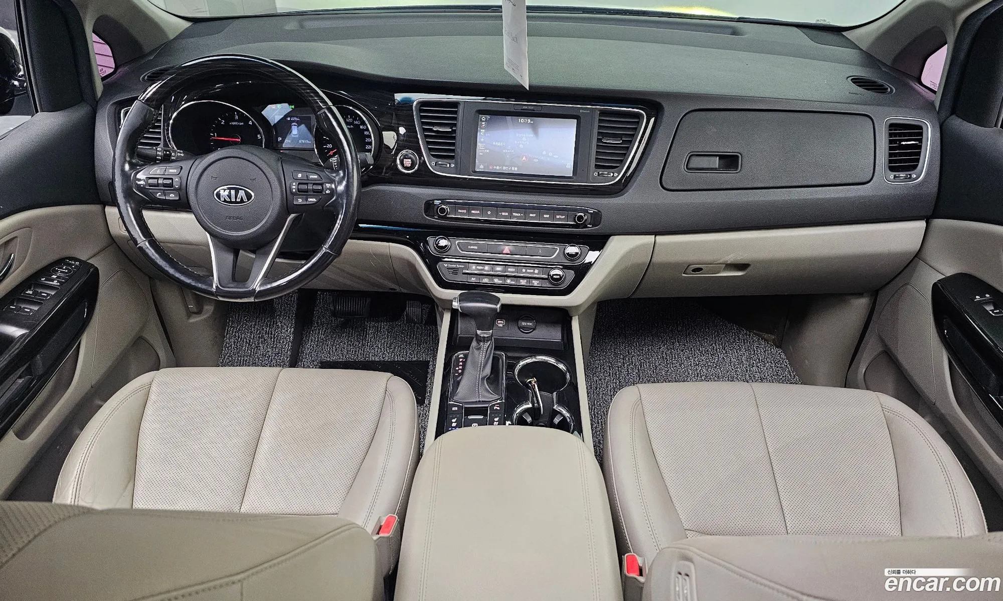 Kia Carnival 2019 — 11