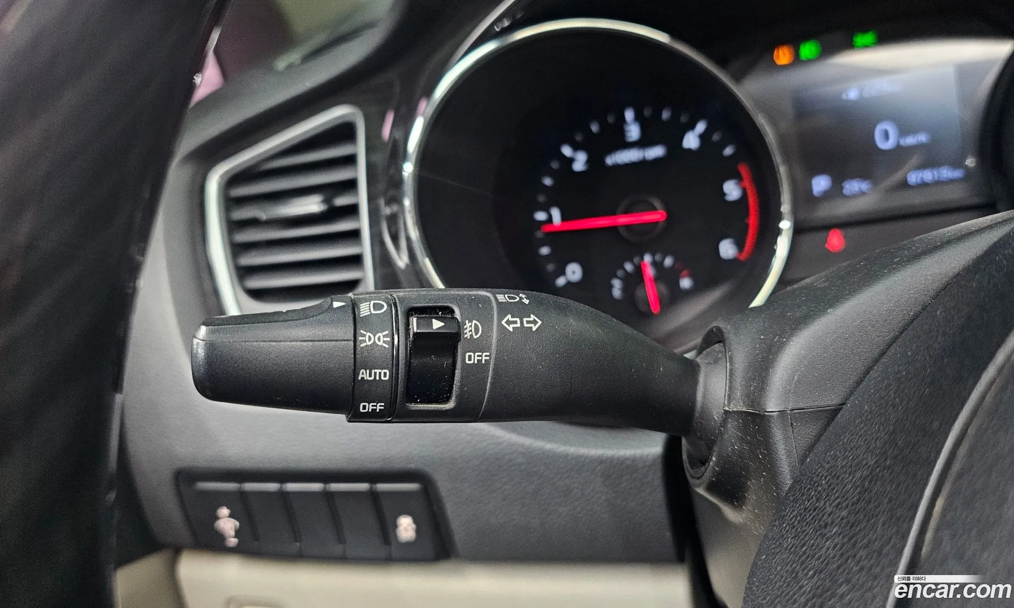 Kia Carnival 2019 — 19