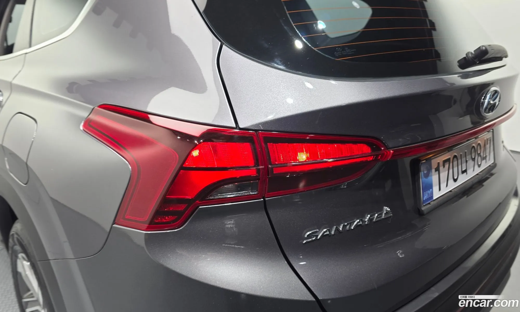 Hyundai Santa Fe 2021 — 25