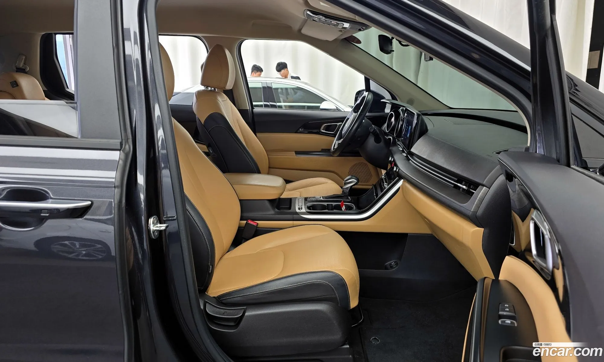 Kia Carnival 2022 — 17