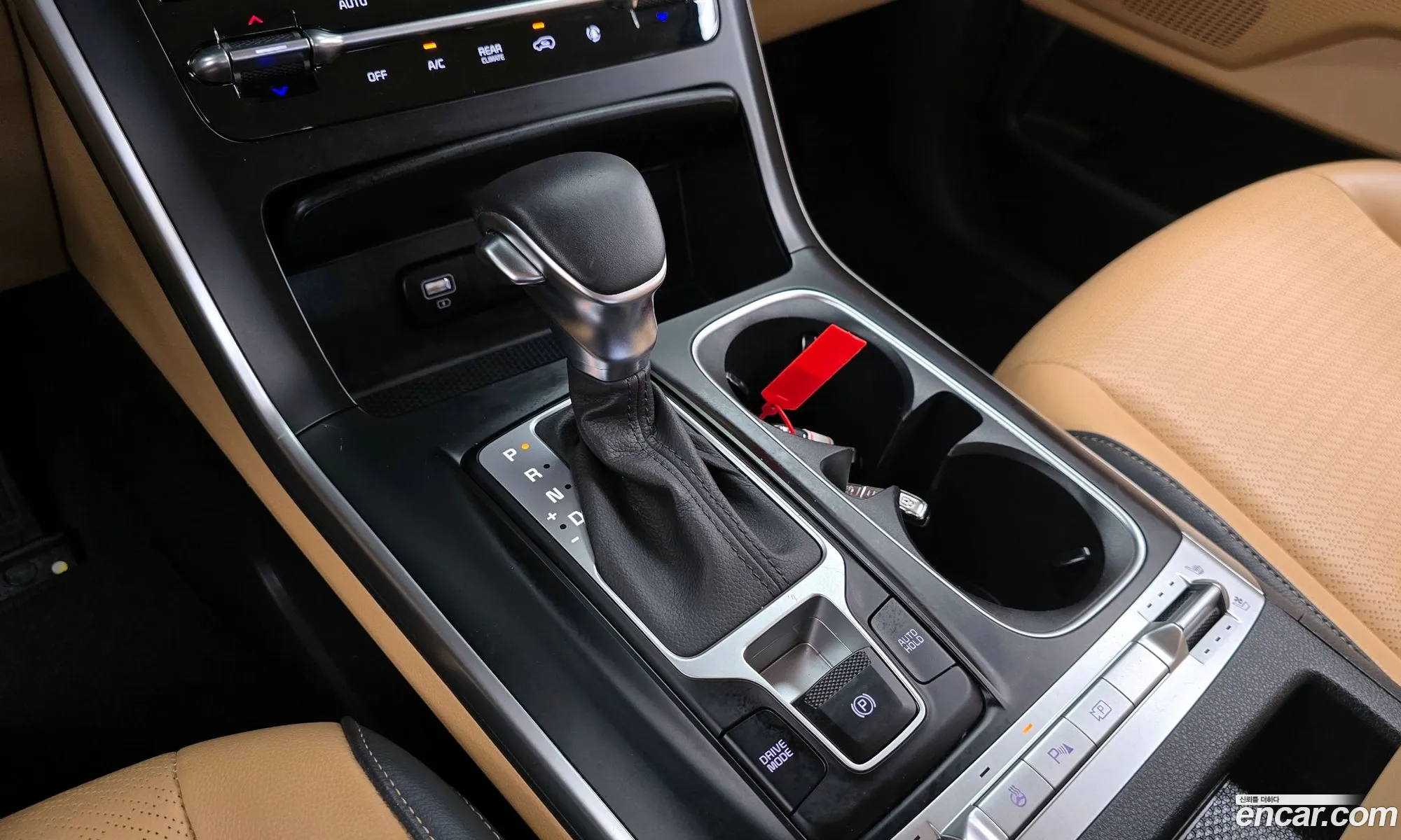 Kia Carnival 2022 — 9