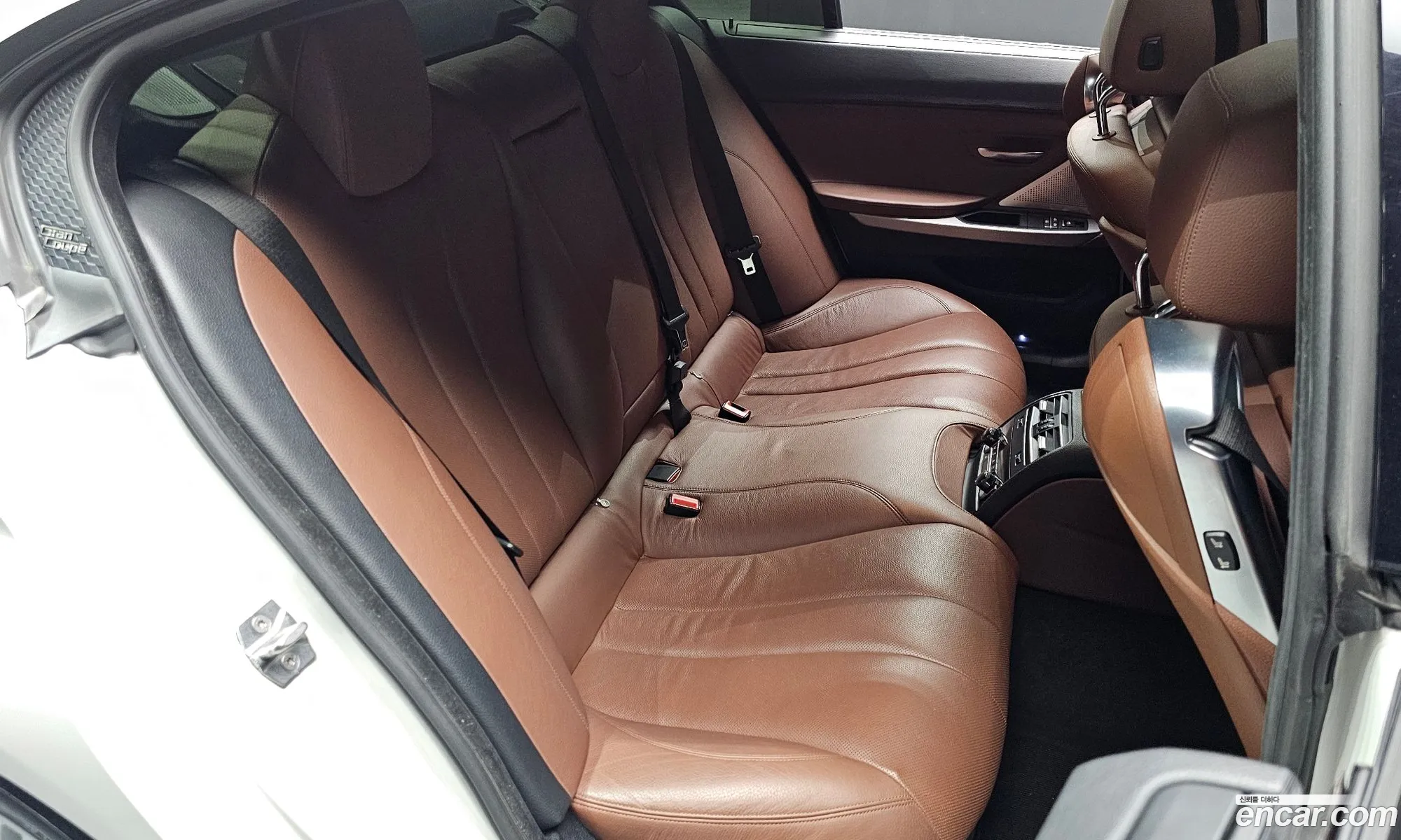 BMW 6 Series 2012 — 11