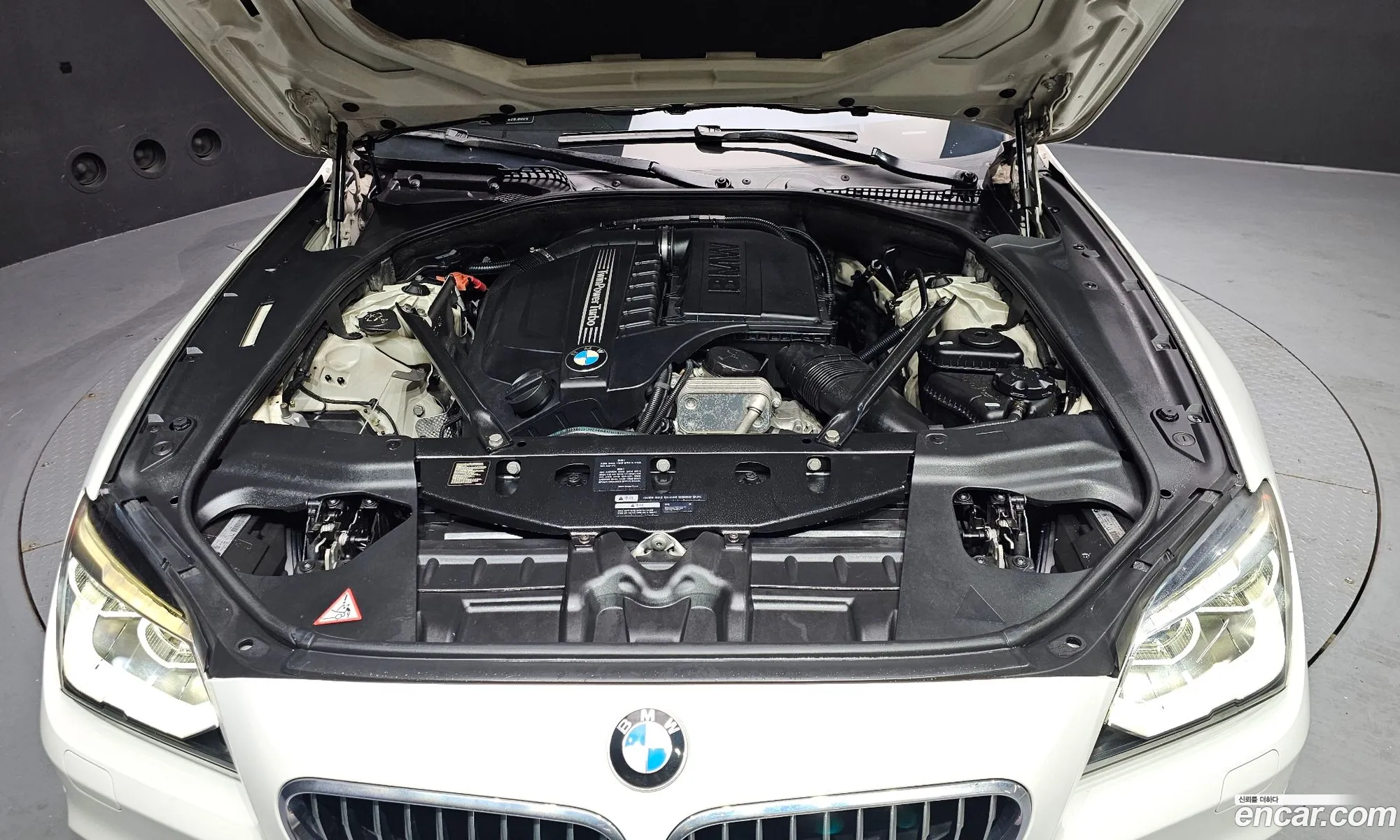 BMW 6 Series 2012 — 25