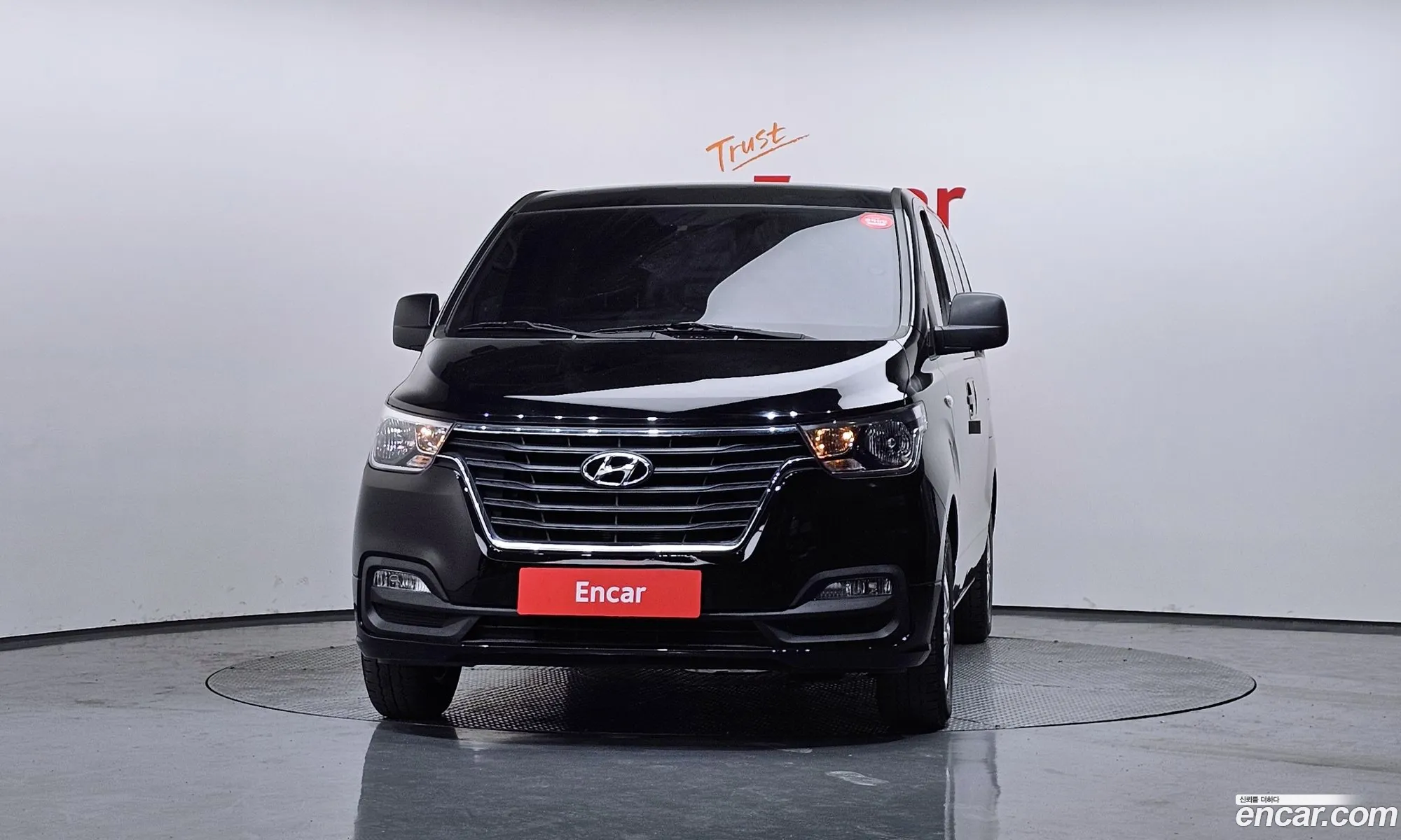 Hyundai Grand Starex 2020 — 29