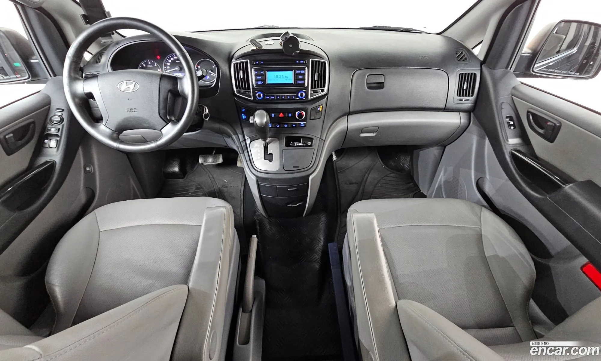 Hyundai Grand Starex 2020 — 30