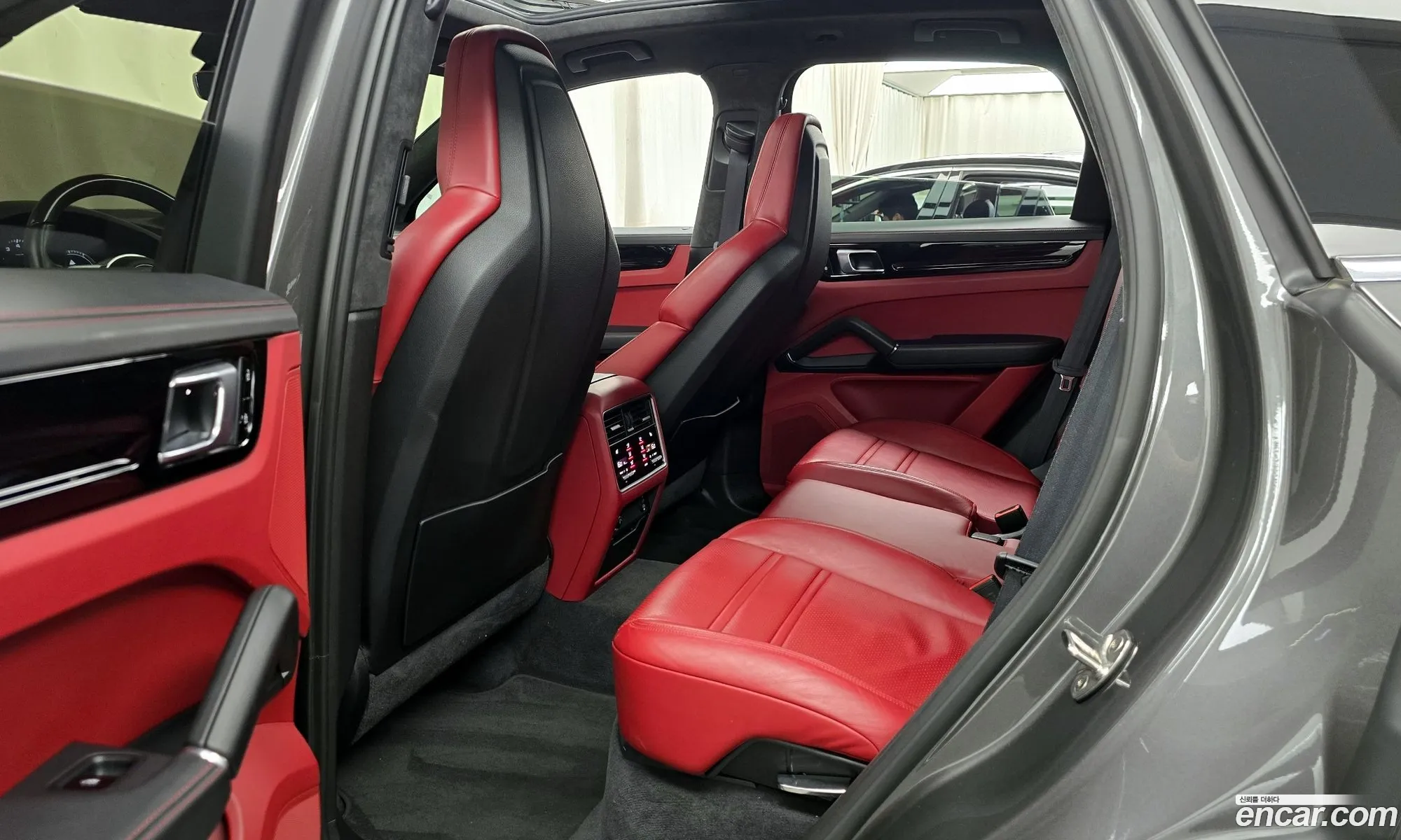 Porsche Cayenne 2020 WP1AA29Y9LDA05666 — 13