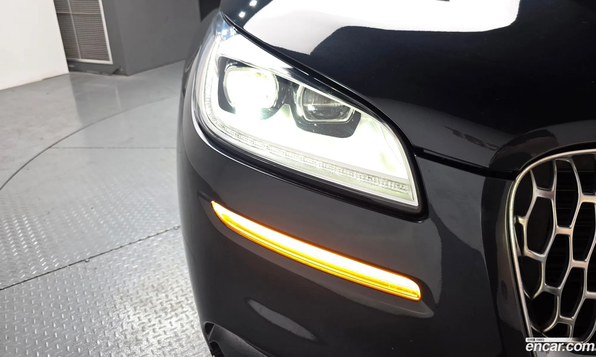 Lincoln Corsair 2021 — 14