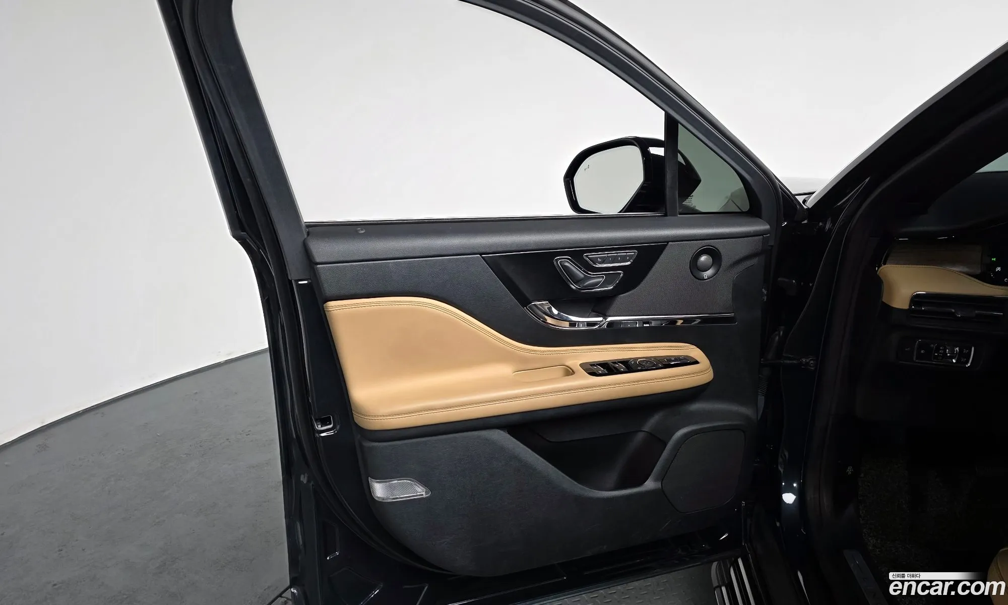 Lincoln Corsair 2021 — 15