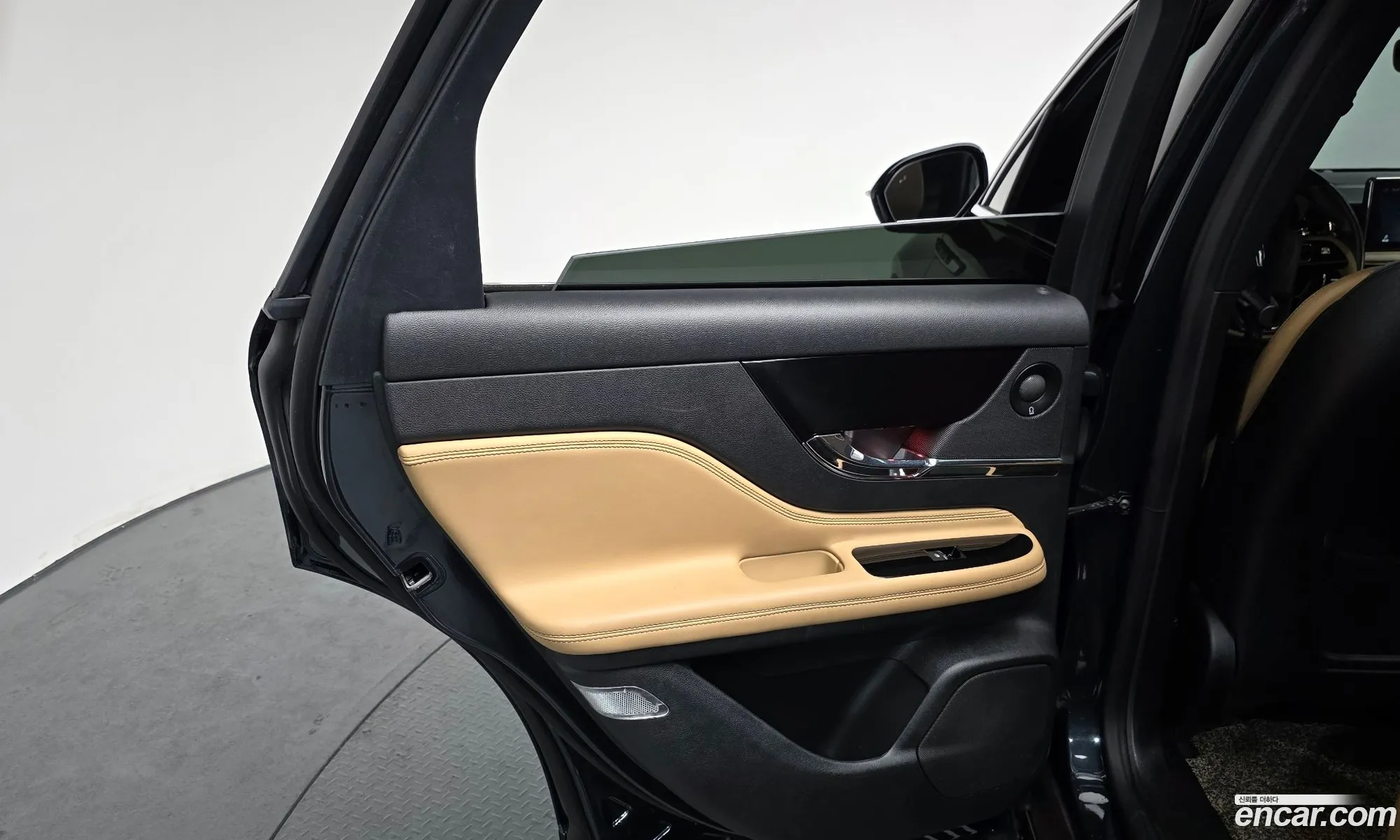 Lincoln Corsair 2021 — 10