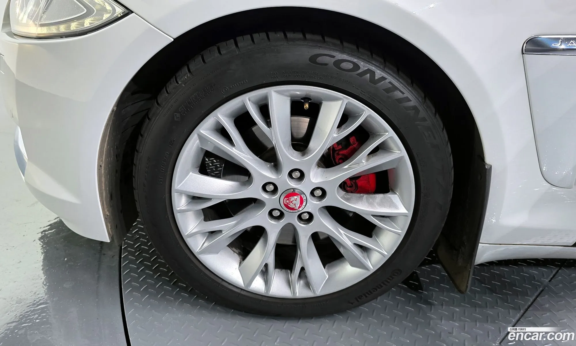 Jaguar XF 2014 — 3