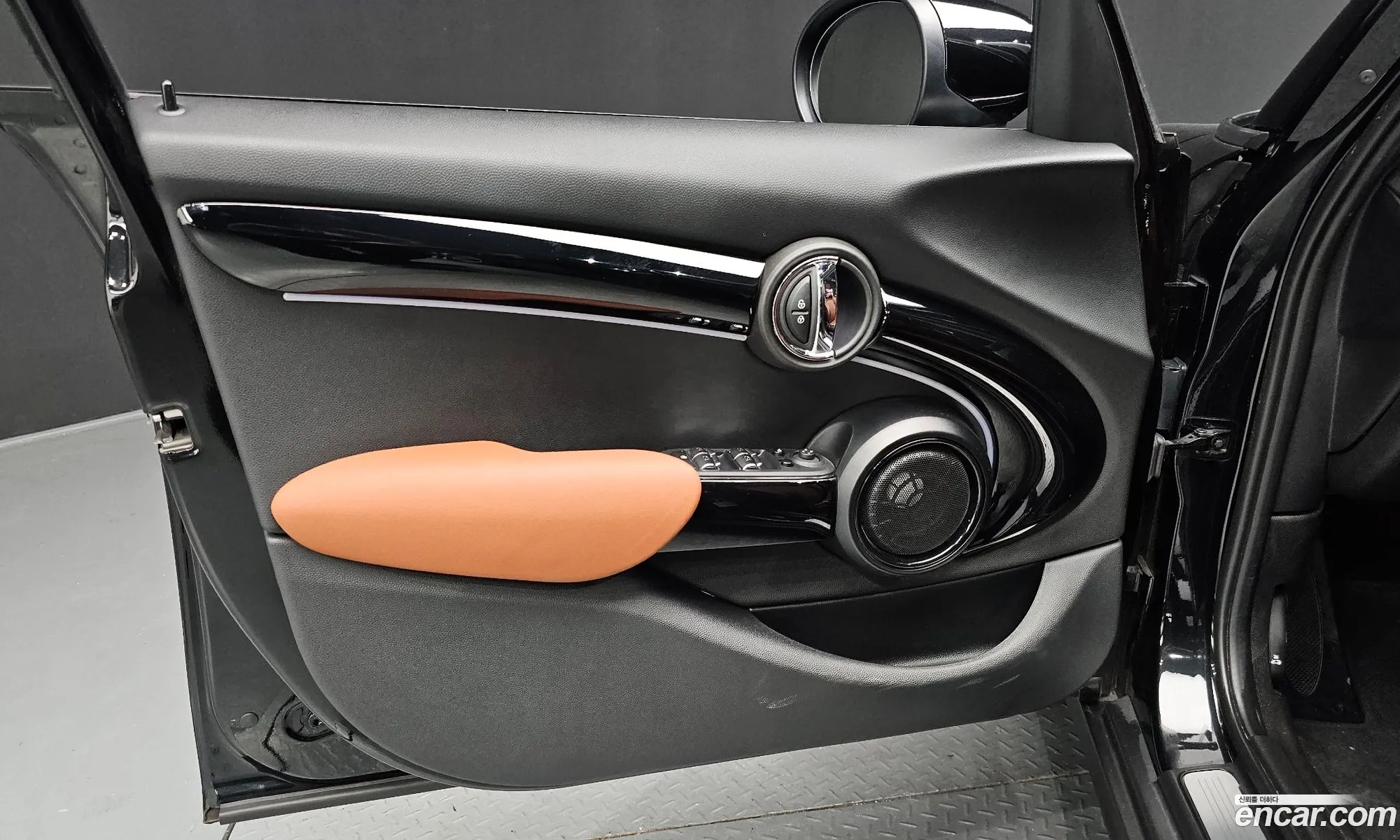 Mini Cooper S 2024 — 20