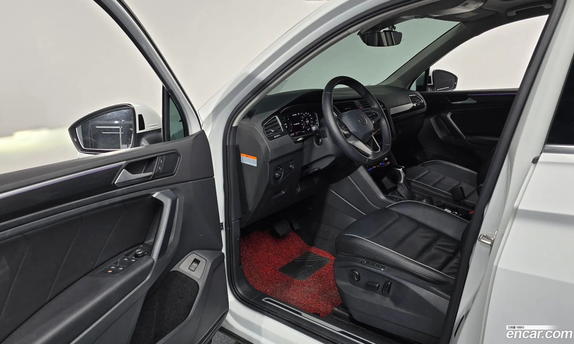 Volkswagen Tiguan 2021 — 29
