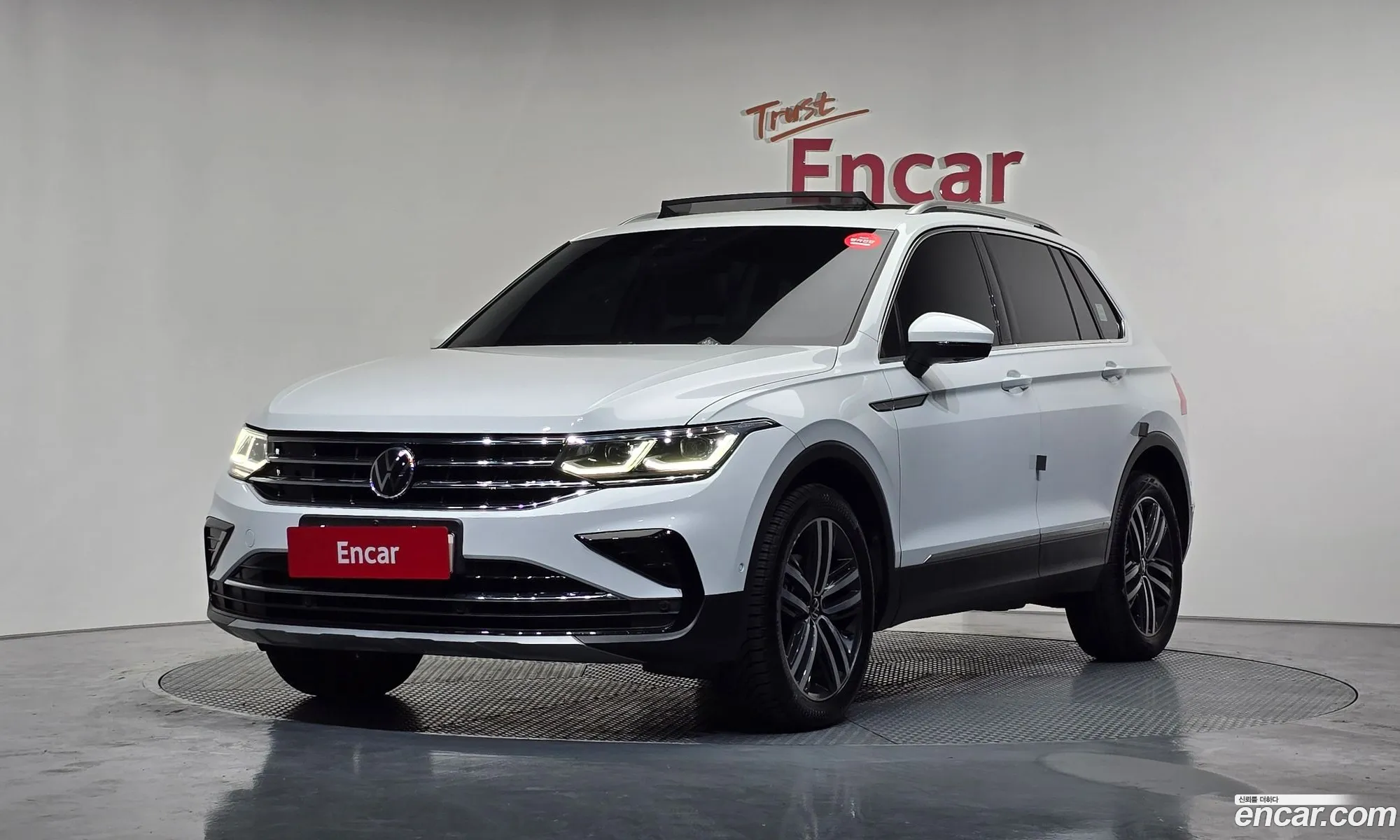 Volkswagen Tiguan 2021 — 25