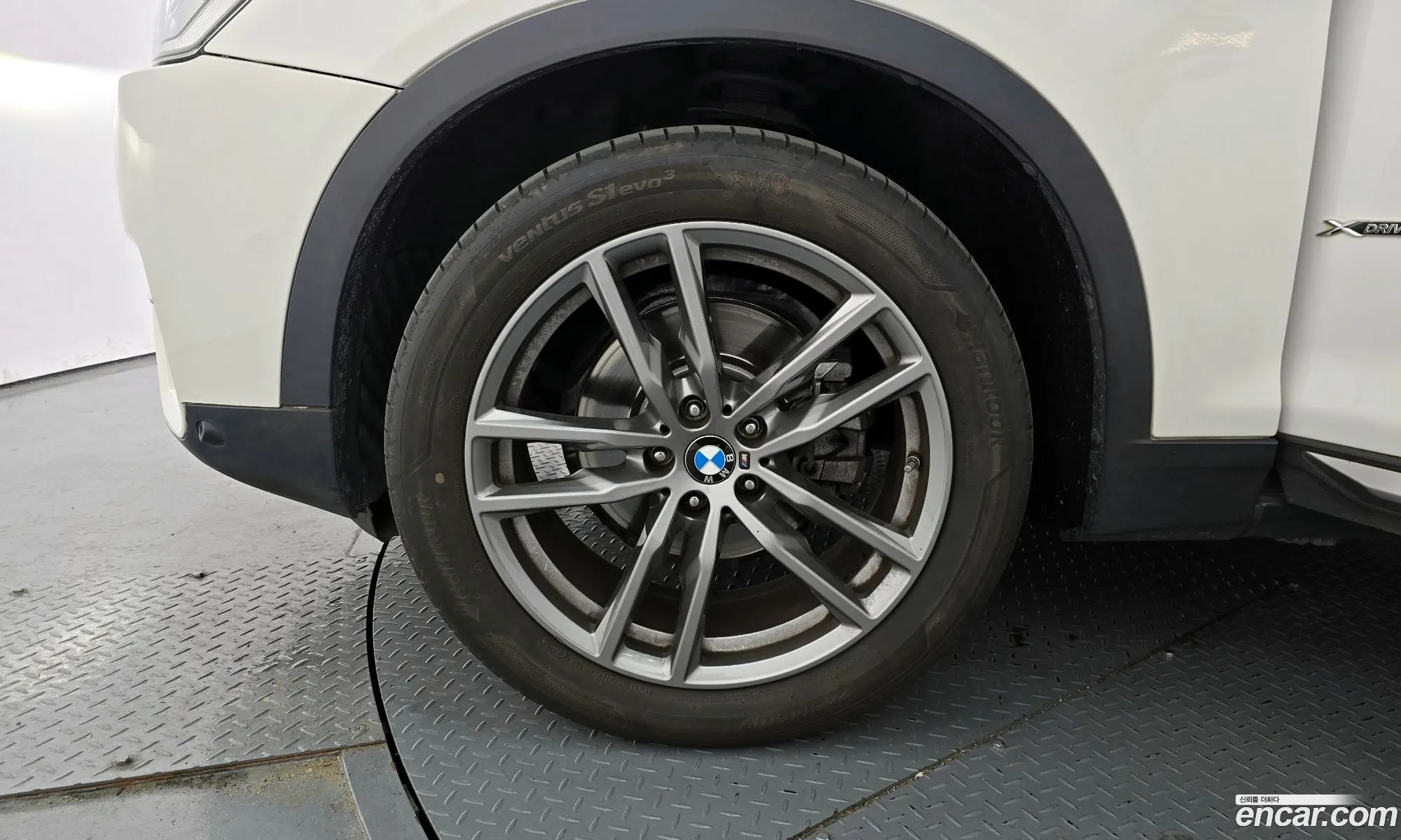 BMW X4 2015 WBAXX1107F0L96853 — 10