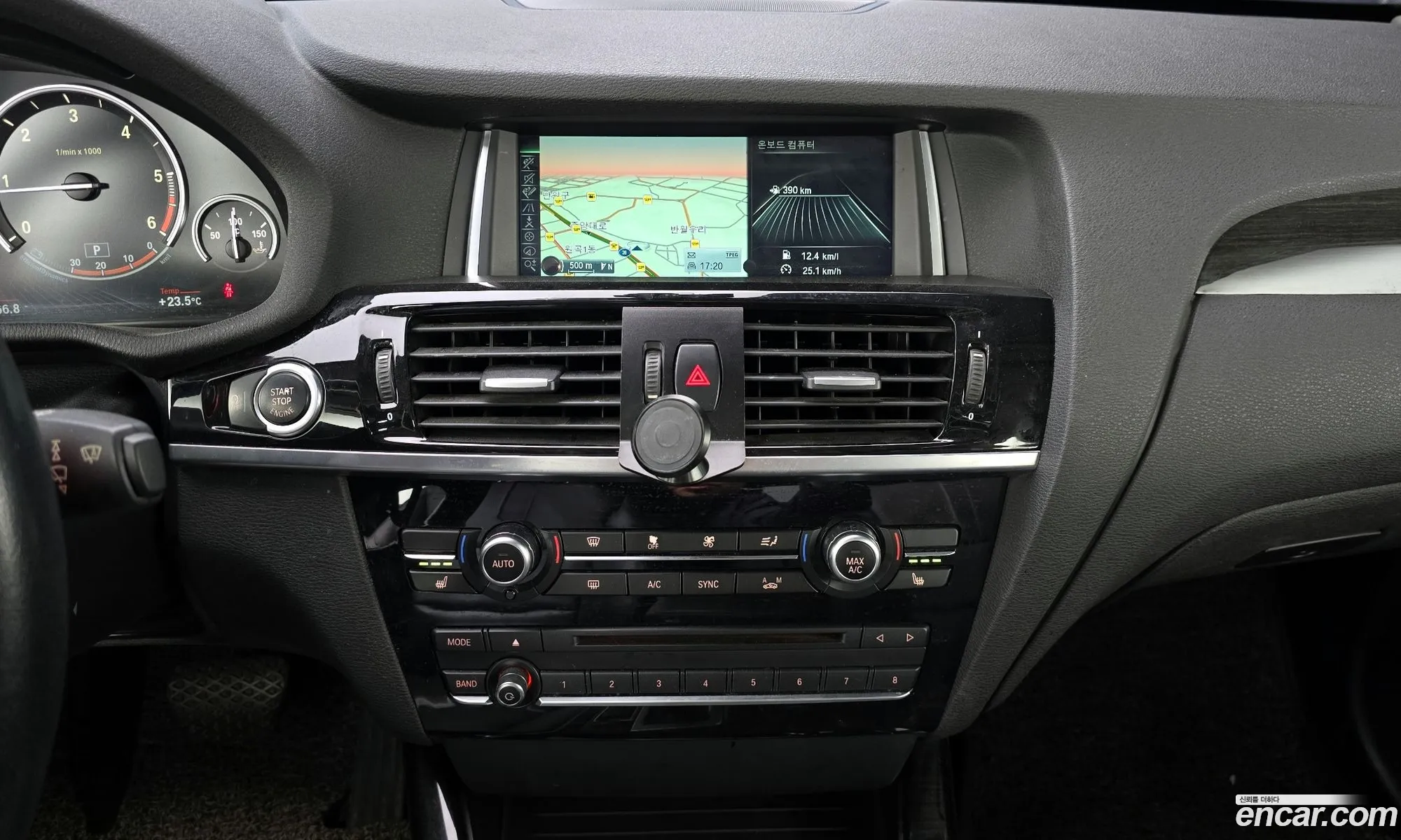 BMW X4 2015 WBAXX1107F0L96853 — 16