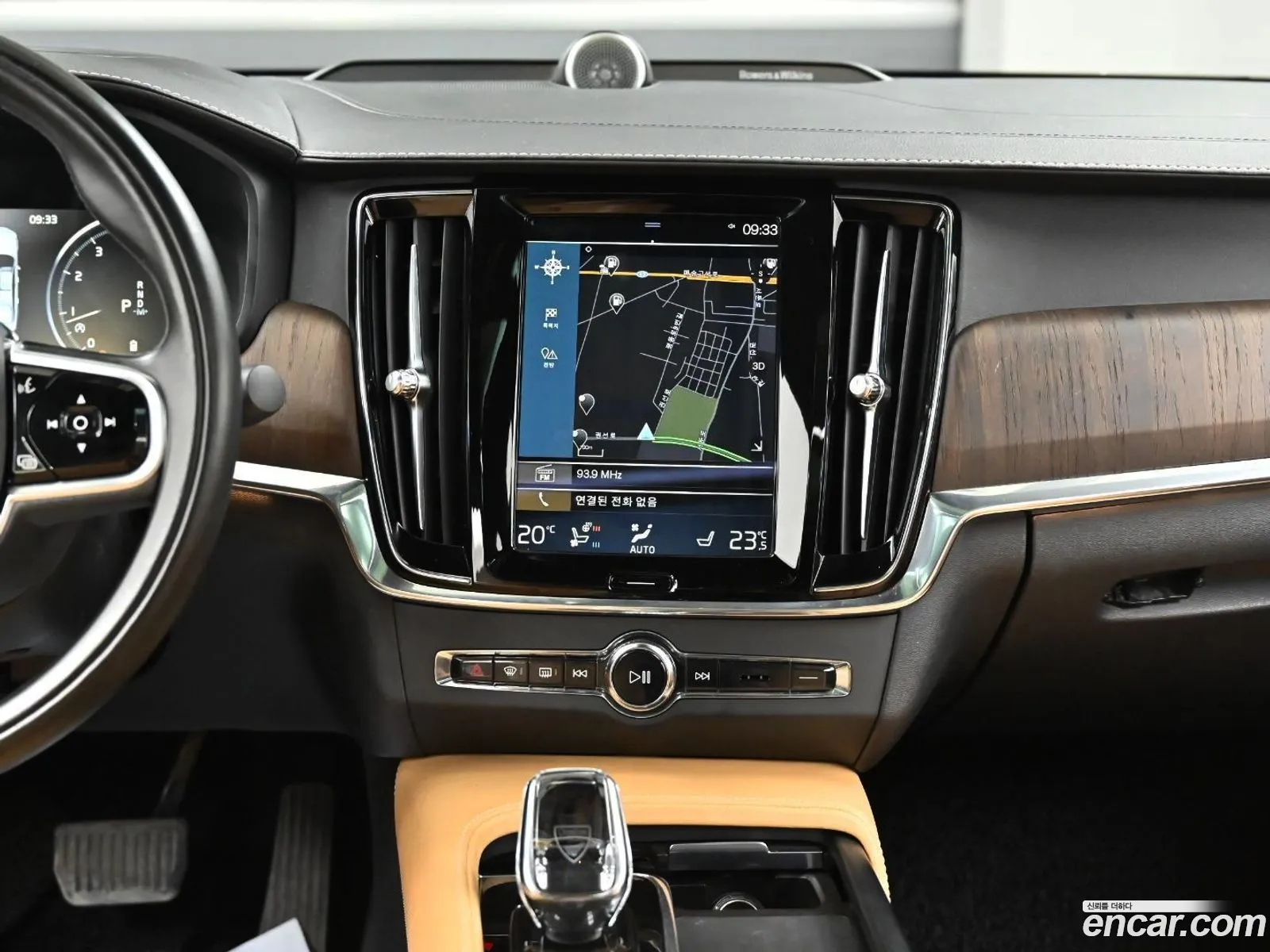 Volvo S90 2021 LVYPT062CMP233757 — 23