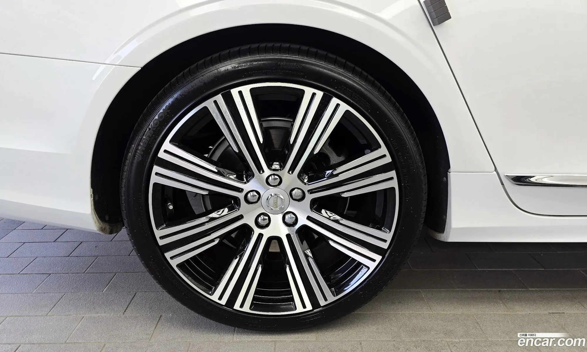 Volvo S90 2021 LVYPT062CMP233757 — 18