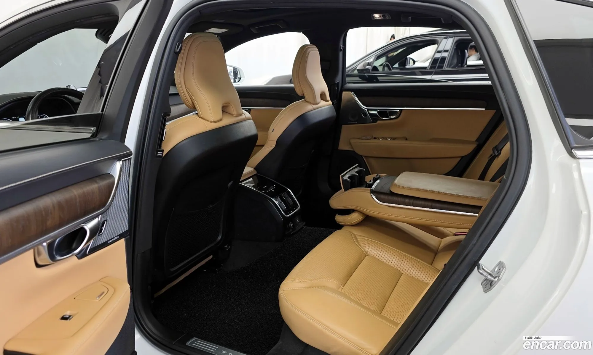 Volvo S90 2021 LVYPT062CMP233757 — 4