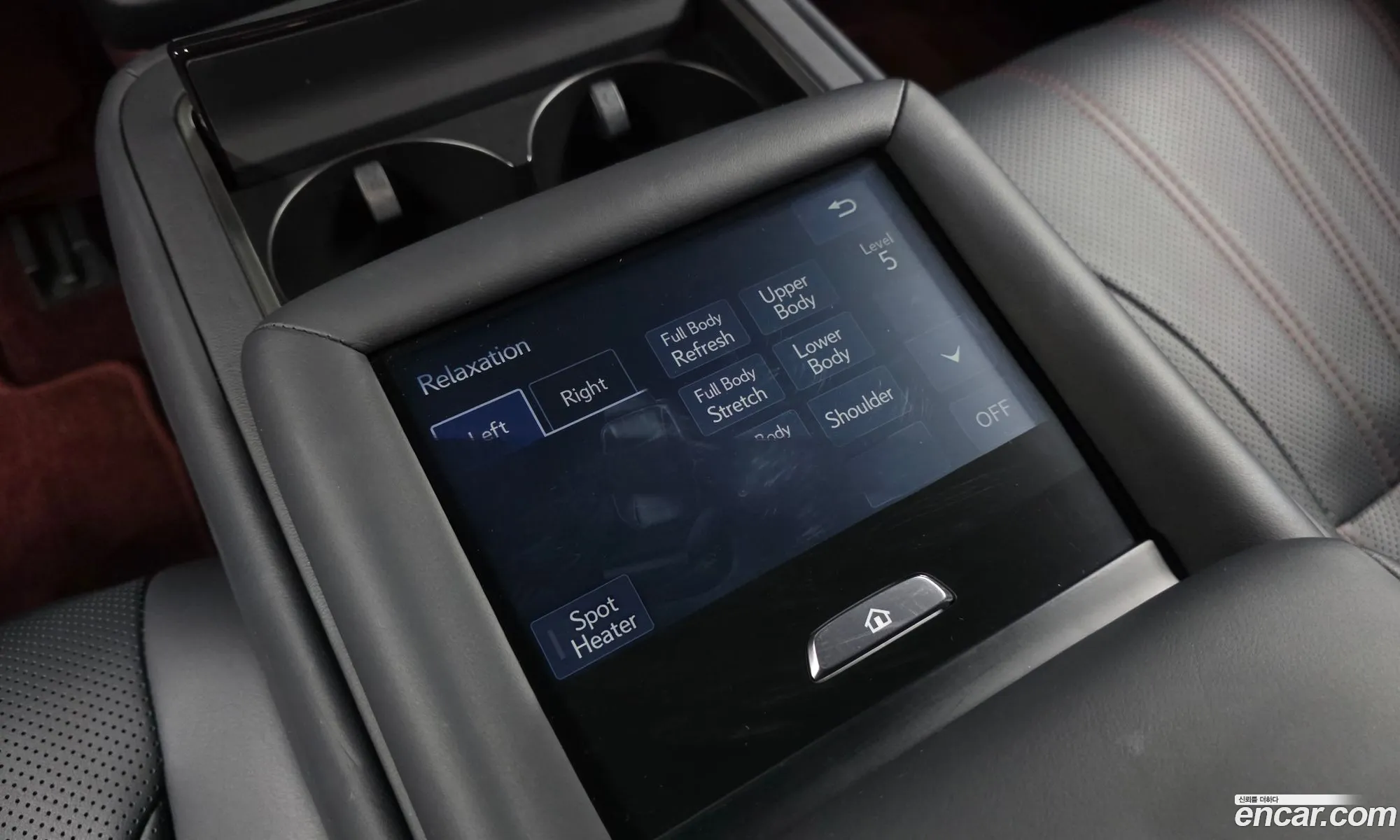 Lexus LS500h 2018 JTHCYLFF6J5000588 — 20