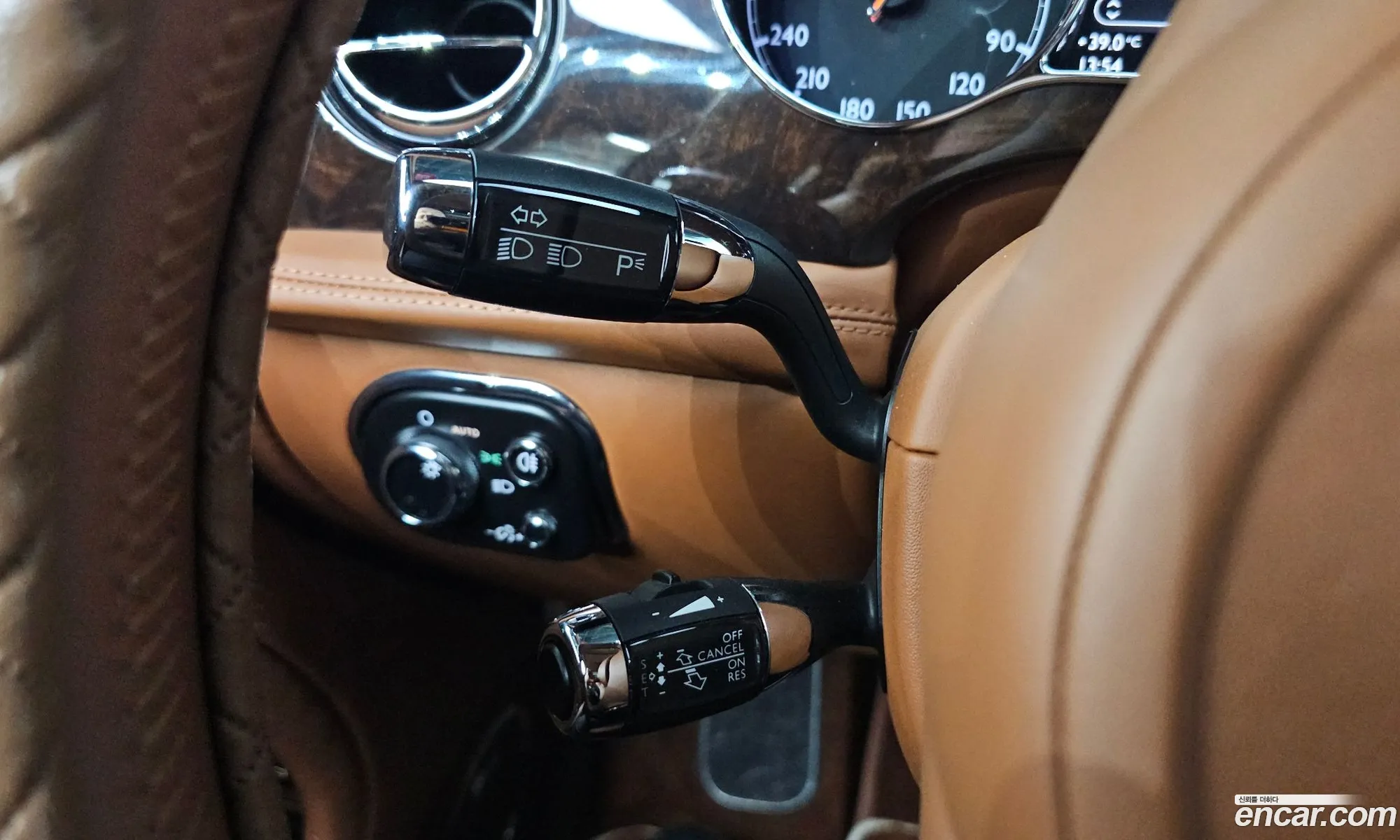 Bentley Mulsanne 2018 — 20