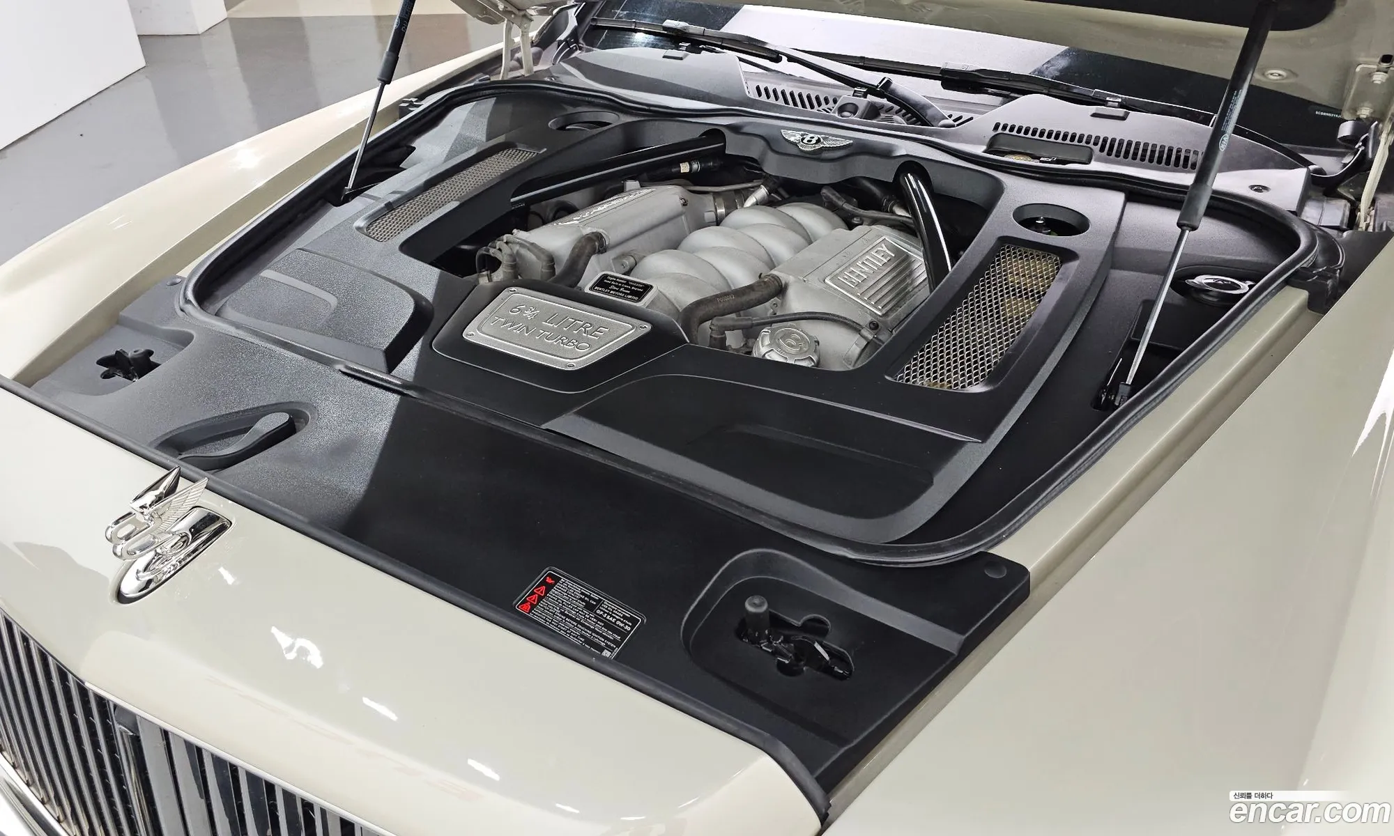 Bentley Mulsanne 2018 — 13
