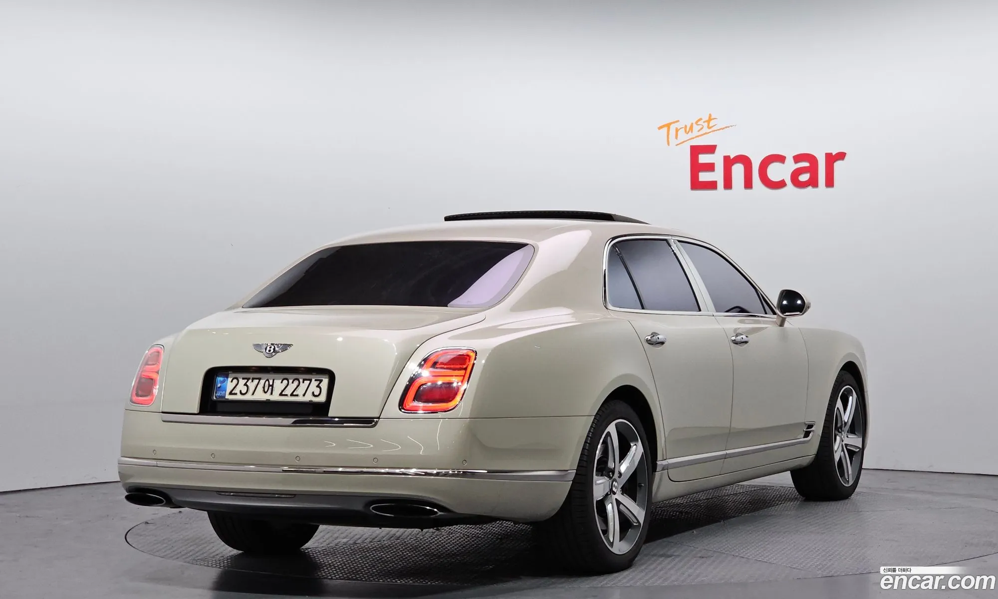 Bentley Mulsanne 2018 — 9