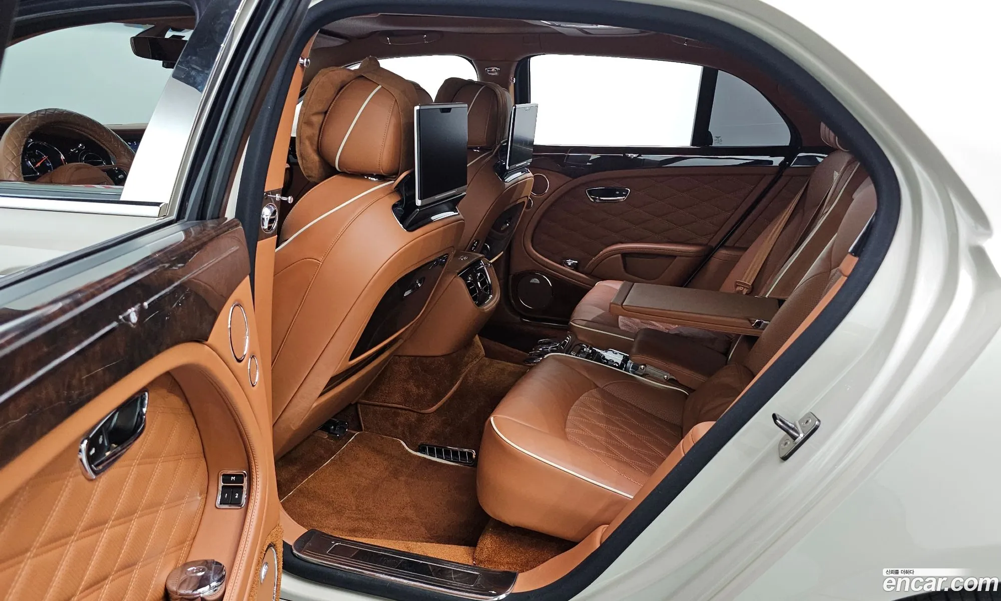 Bentley Mulsanne 2018 — 2