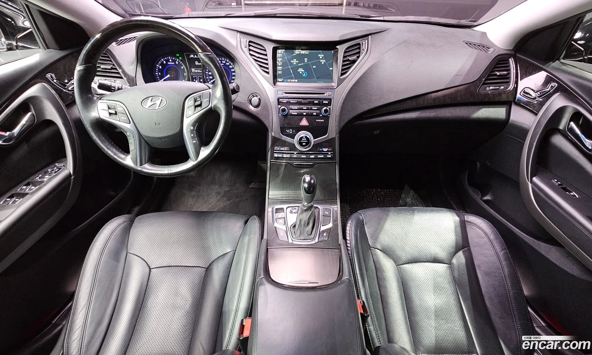 Hyundai Grandeur HG 2016 — 17