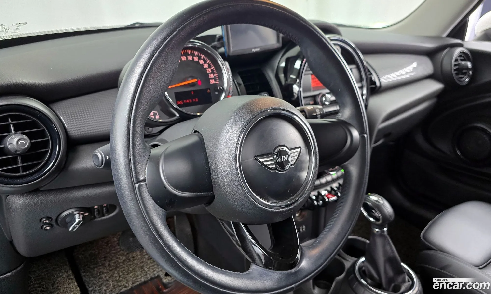 Mini Cooper D 2014 — 2