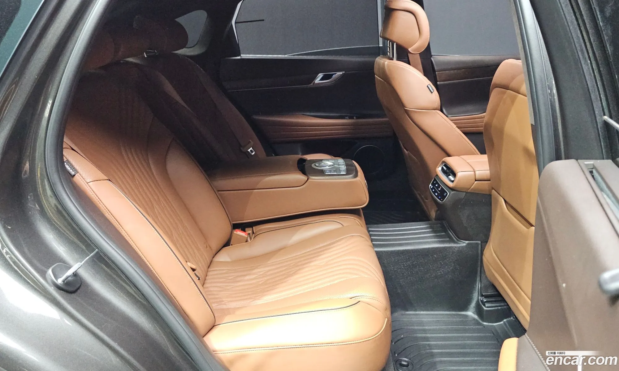 Genesis G80 2022 — 24
