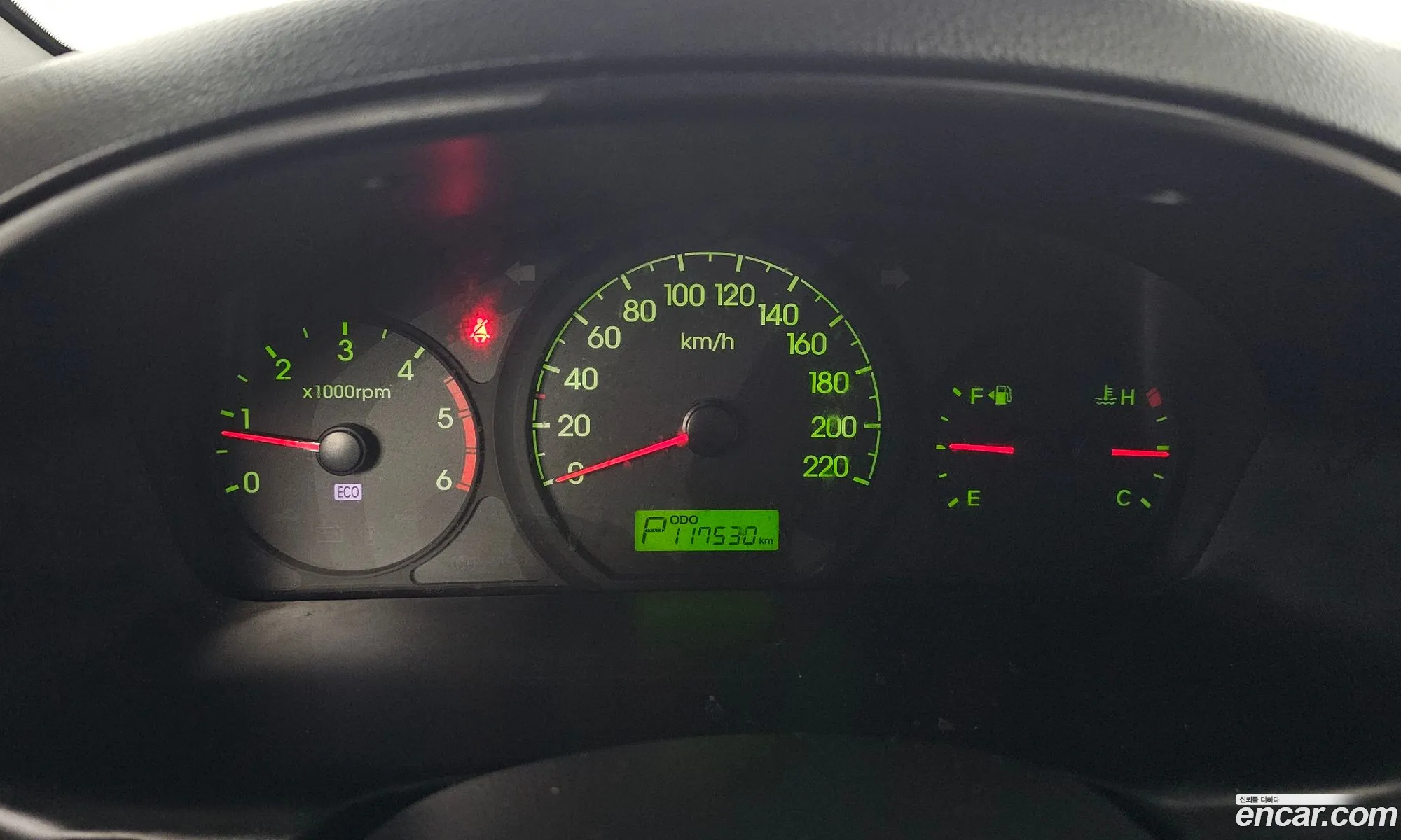 Hyundai Grand Starex 2012 — 11