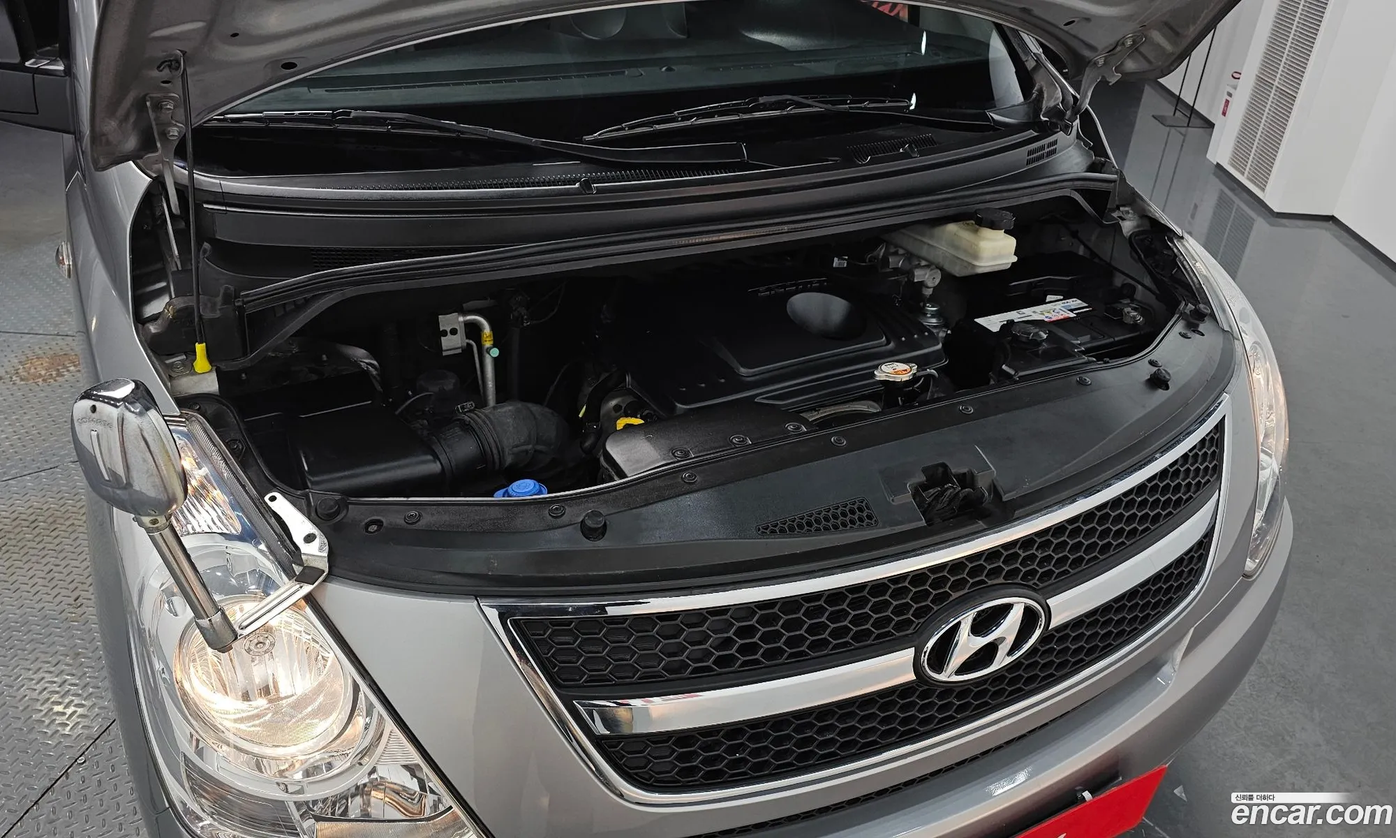 Hyundai Grand Starex 2012 — 7