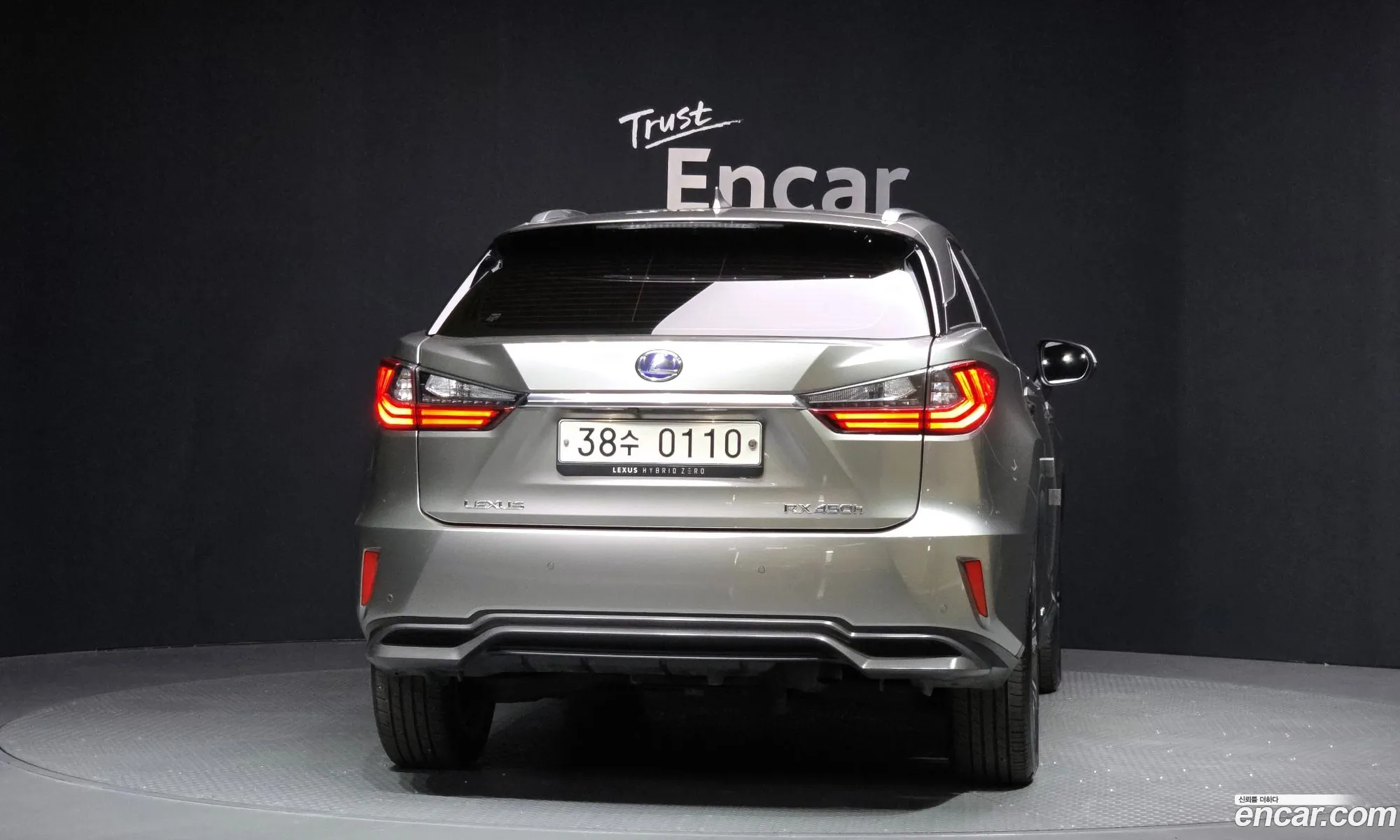 Lexus RX450h 2016 — 12