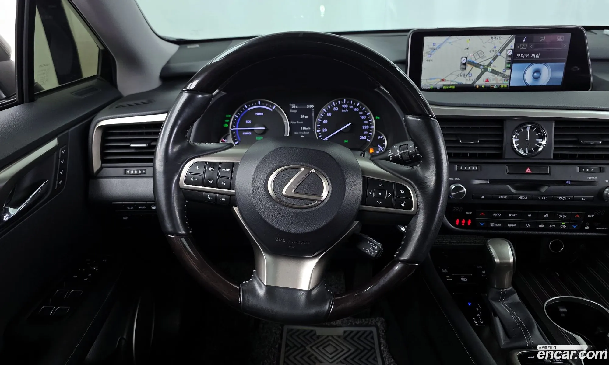 Lexus RX450h 2016 — 11