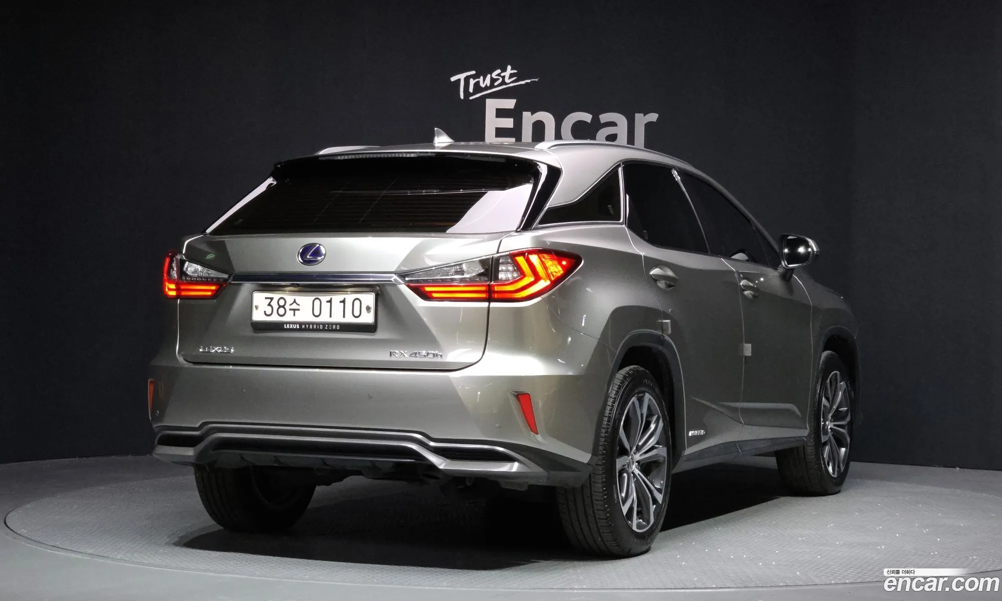 Lexus RX450h 2016 — 14