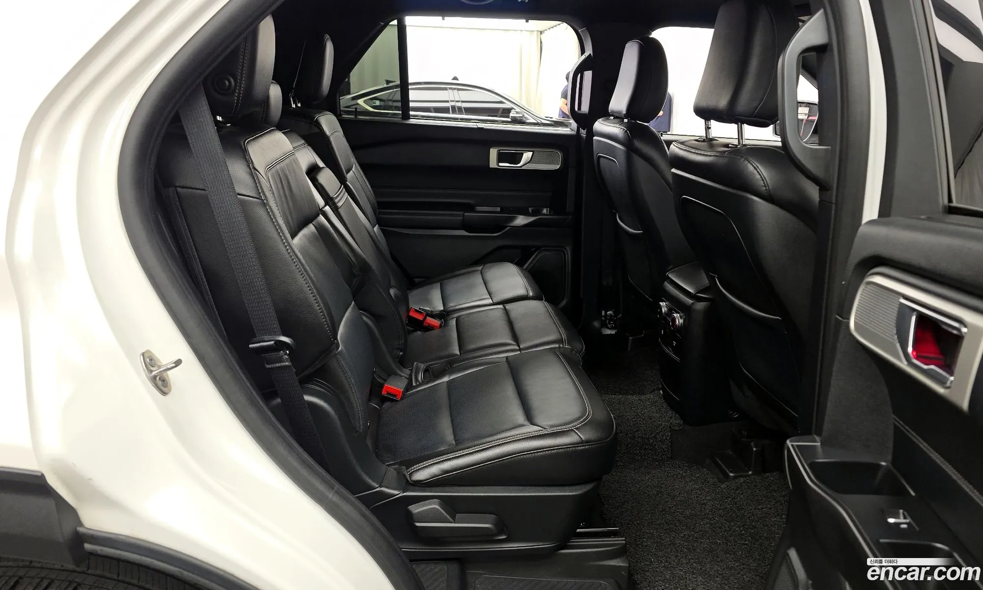 Ford Explorer 6th Gen 2020 1FMSK8FH2LGB78451 — 19